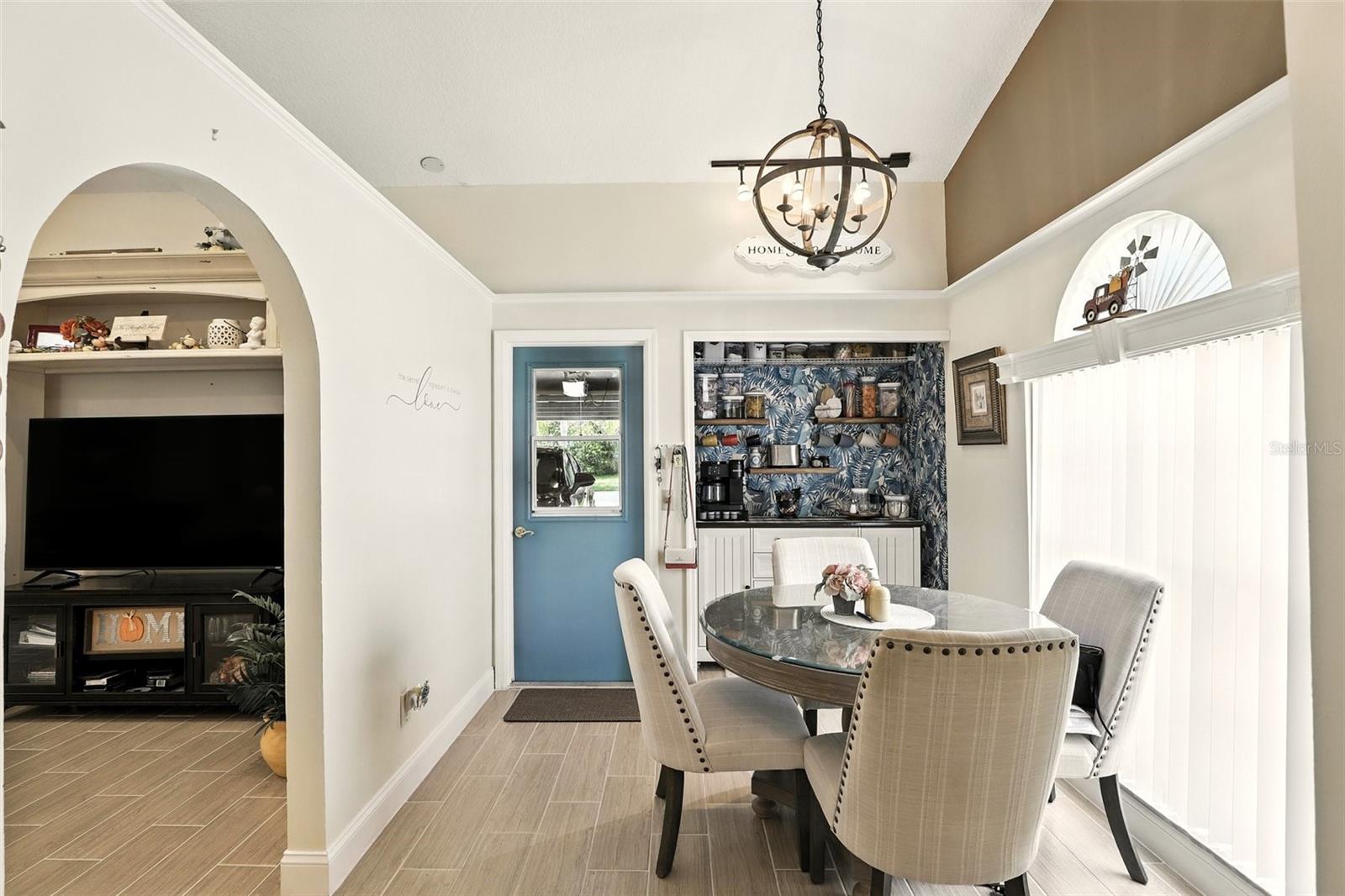 Image 10 of 37 For 1025 Whittier Circle