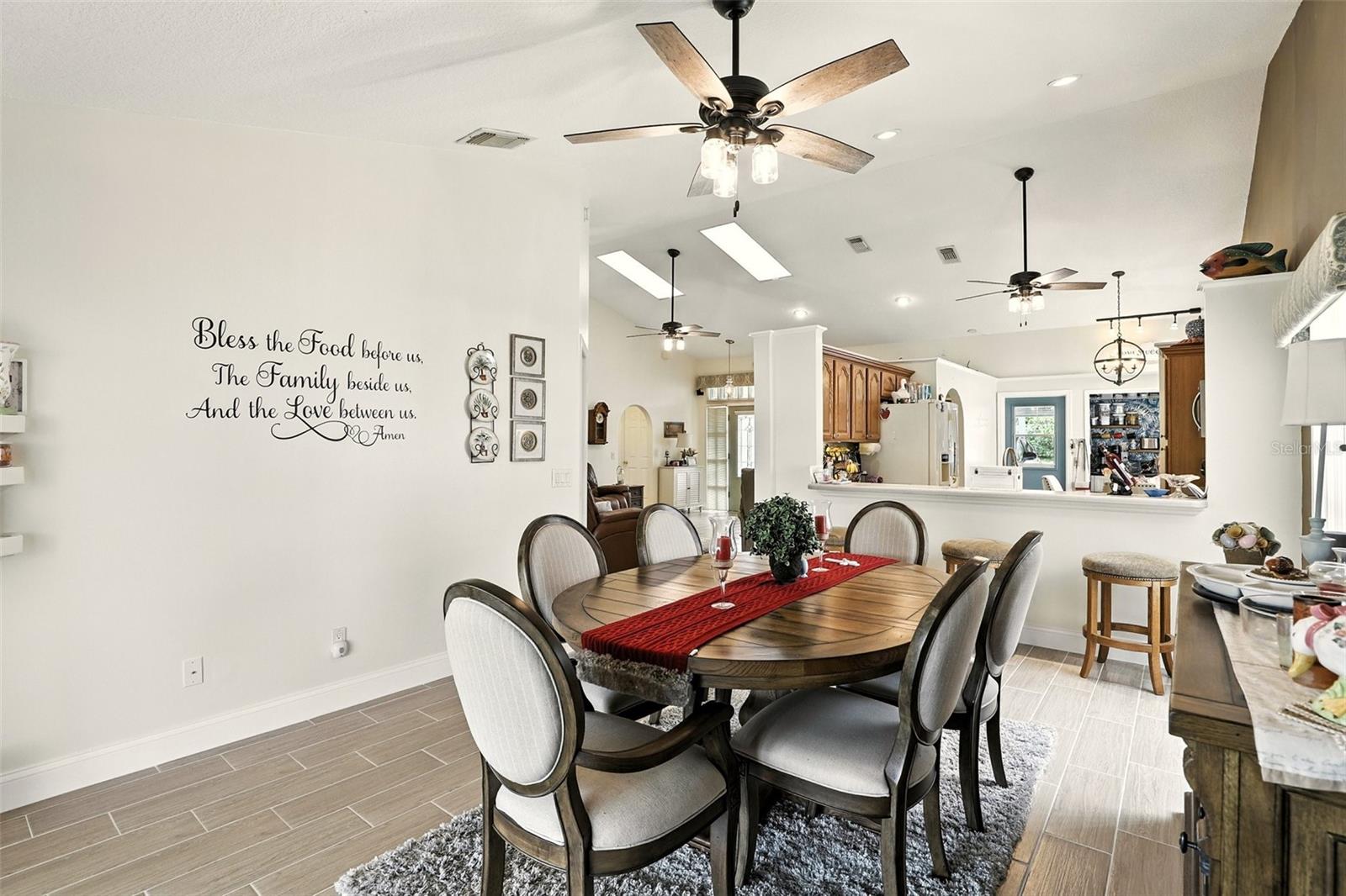 Image 11 of 37 For 1025 Whittier Circle