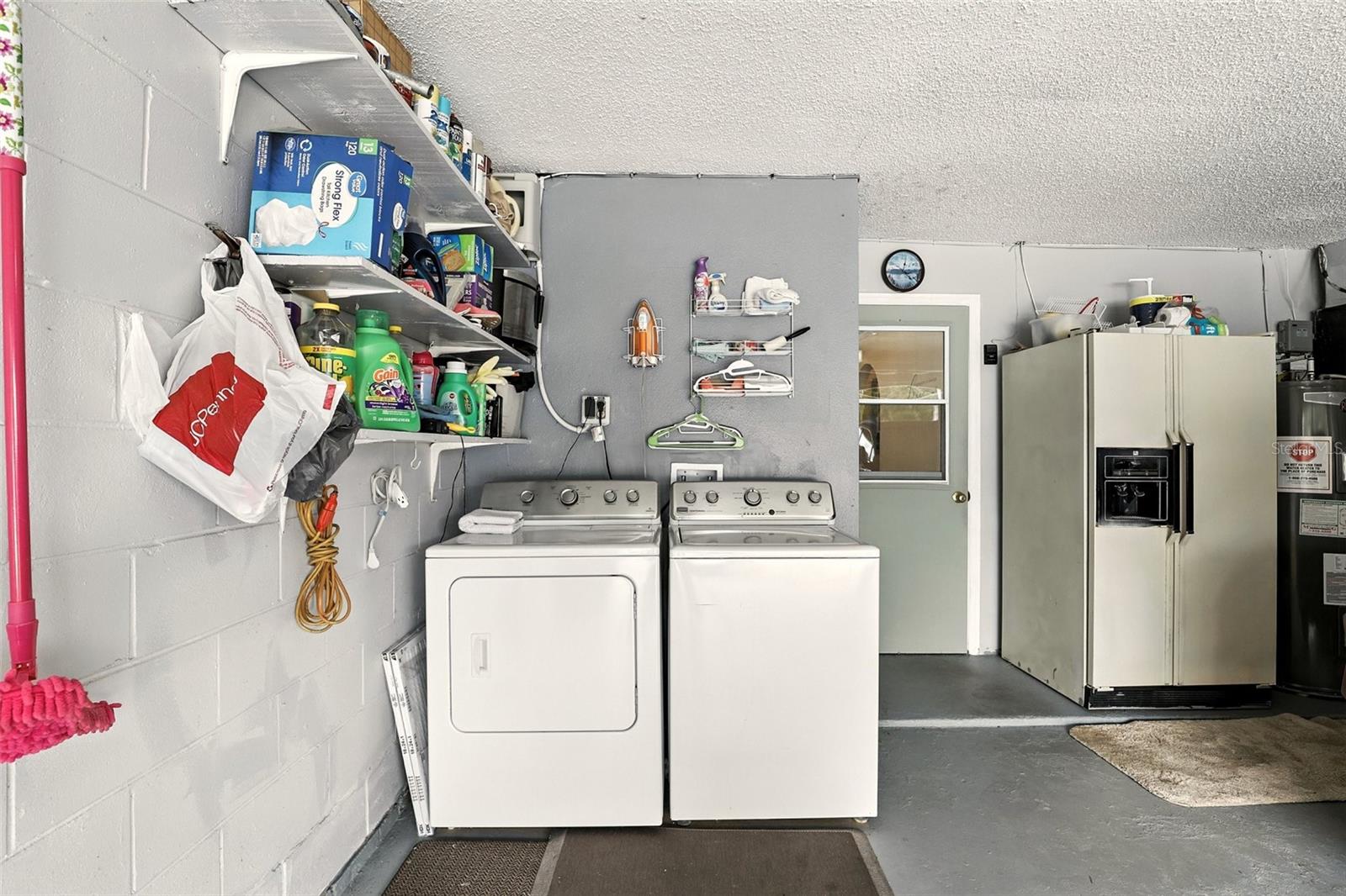 Image 14 of 37 For 1025 Whittier Circle