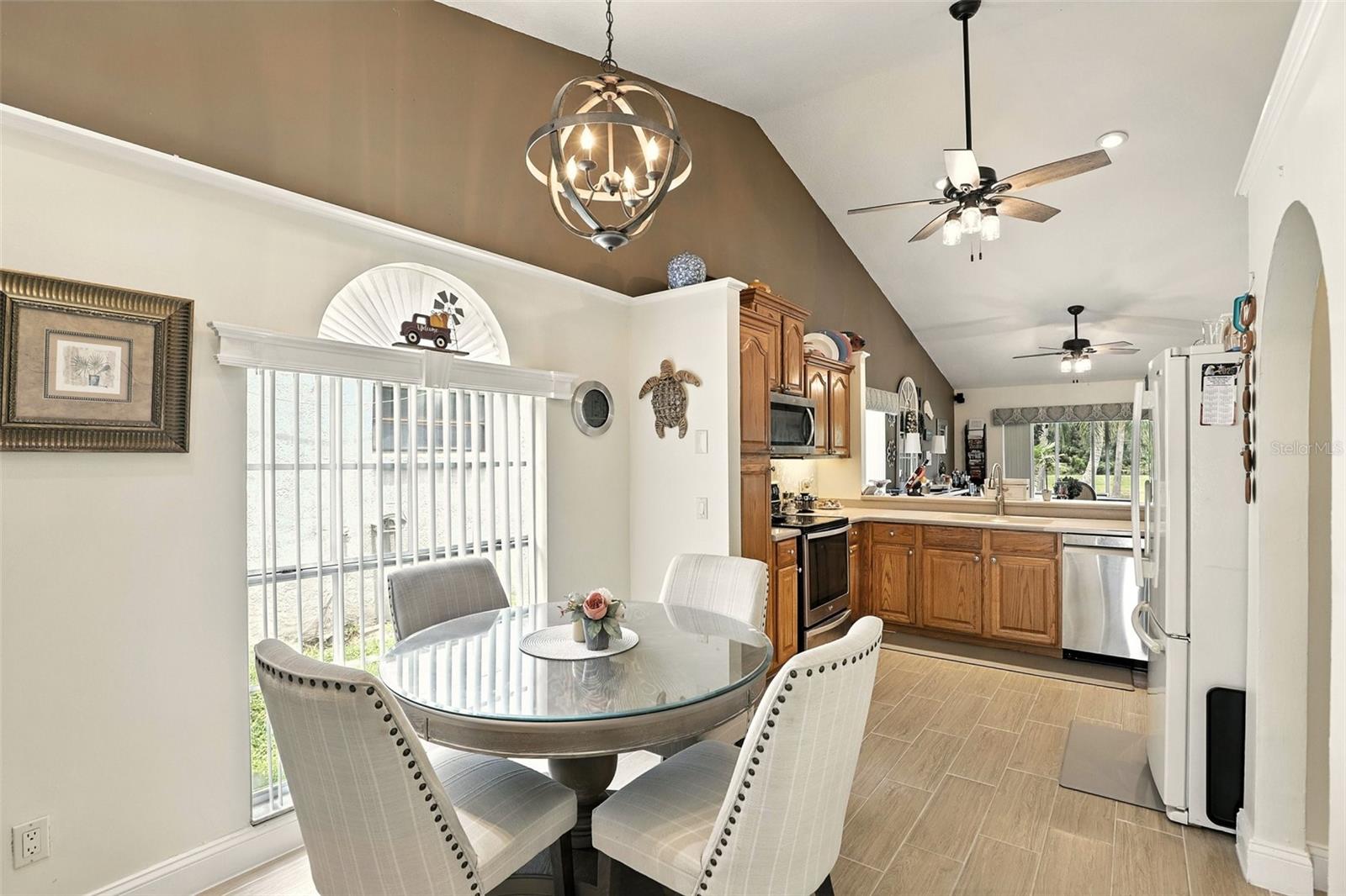 Image 20 of 37 For 1025 Whittier Circle