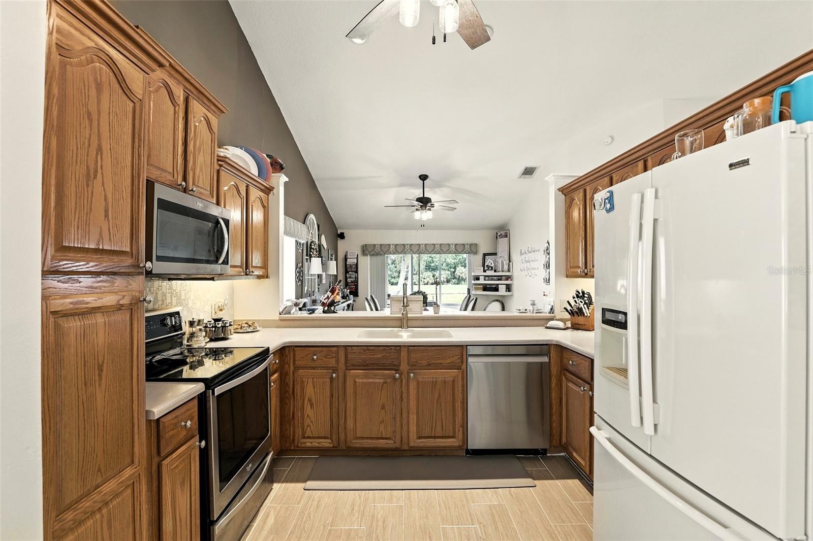 Image 6 of 37 For 1025 Whittier Circle