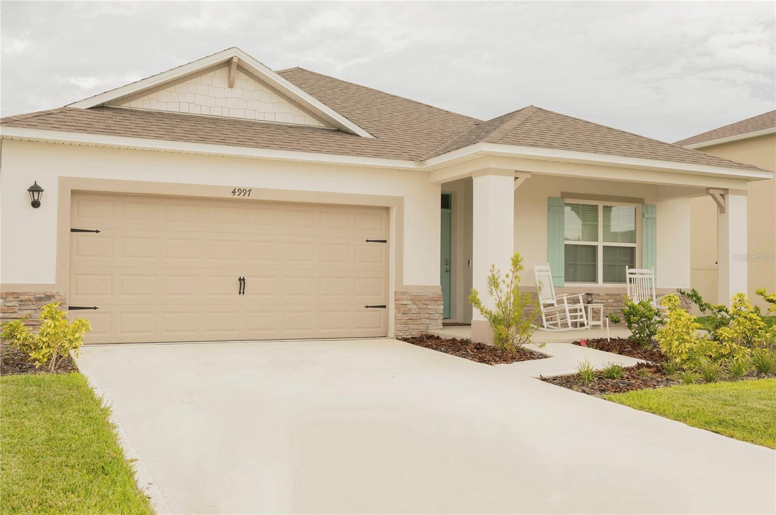 Image 2 of 22 For 4997 Foxglove Circle