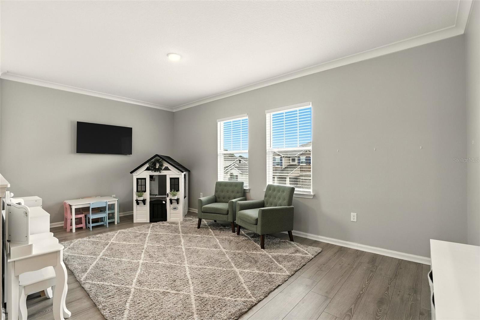 Image 15 of 44 For 726 Porter Rye Avenue