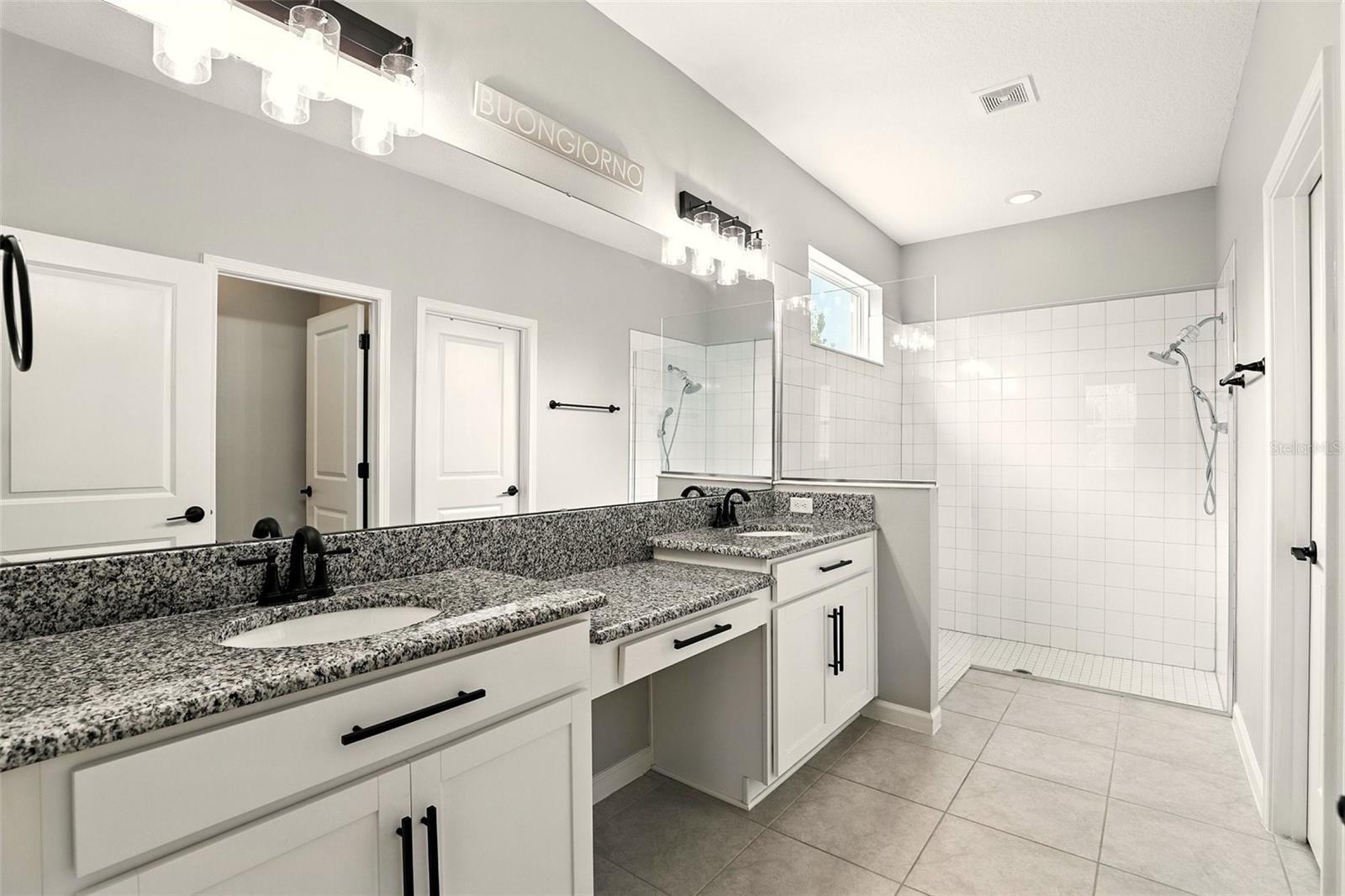 Image 20 of 44 For 726 Porter Rye Avenue