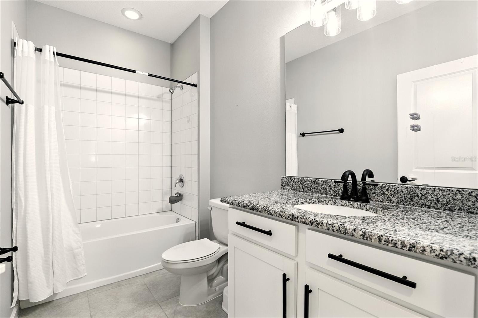 Image 26 of 44 For 726 Porter Rye Avenue