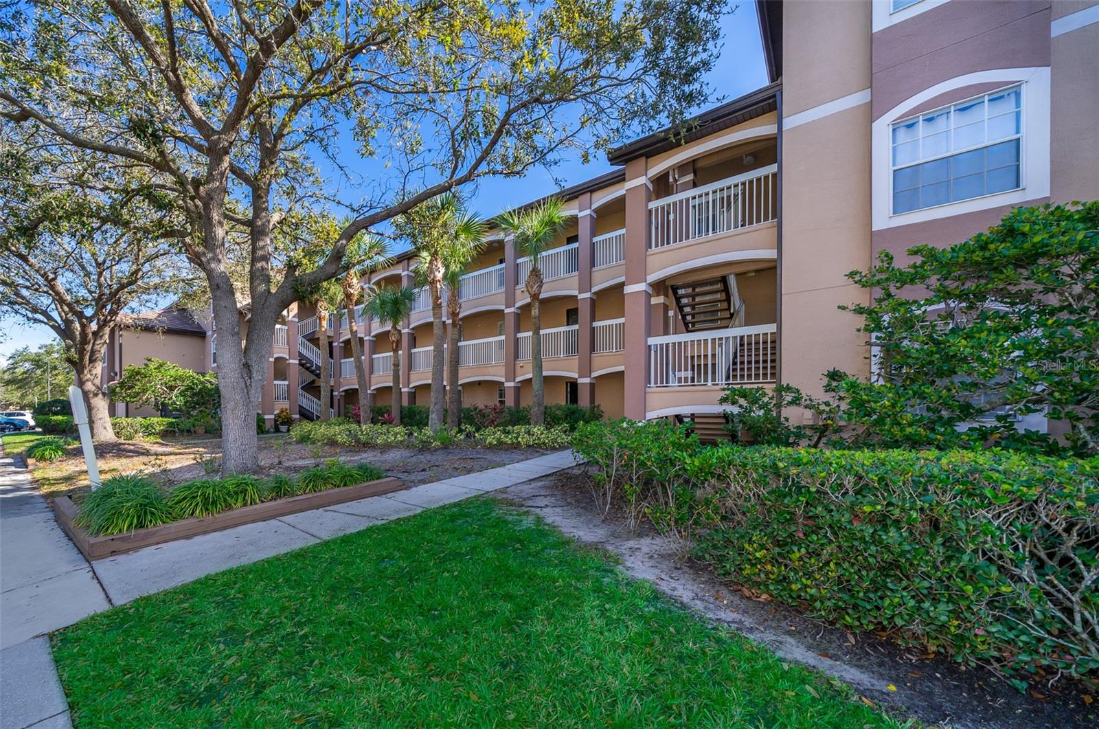 Details for 13838 Fairway Island Drive 1415, ORLANDO, FL 32837
