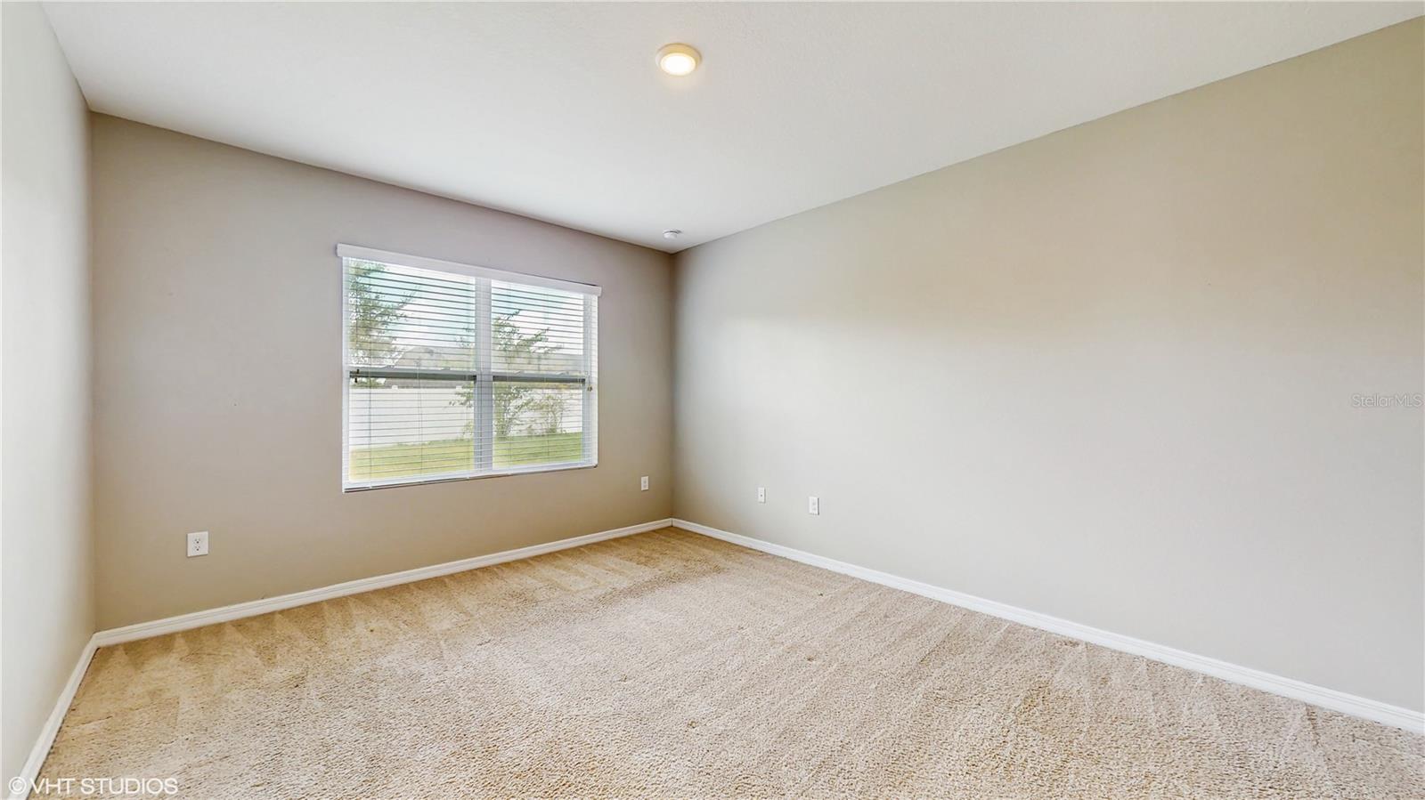 Image 13 of 38 For 2988 Gibraltar Boulevard