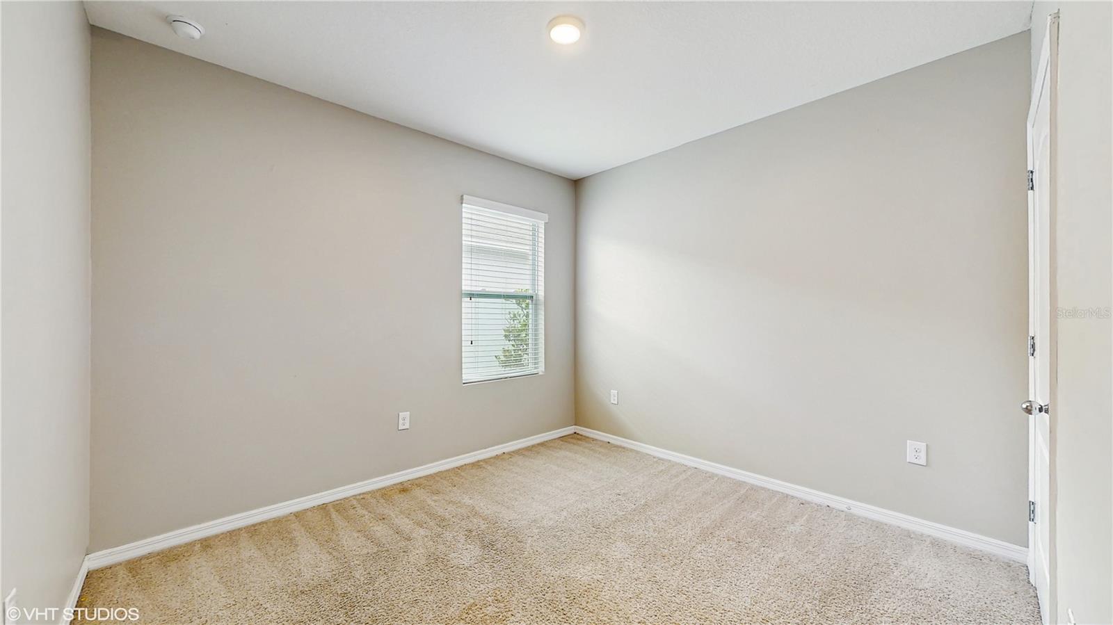 Image 20 of 38 For 2988 Gibraltar Boulevard
