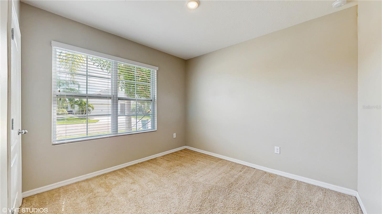 Image 22 of 38 For 2988 Gibraltar Boulevard