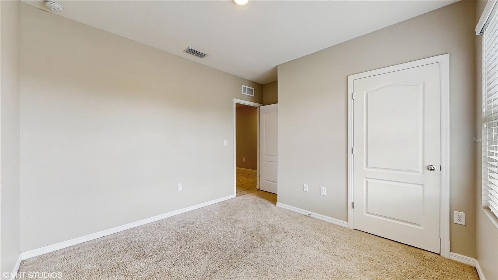 Image 23 of 38 For 2988 Gibraltar Boulevard