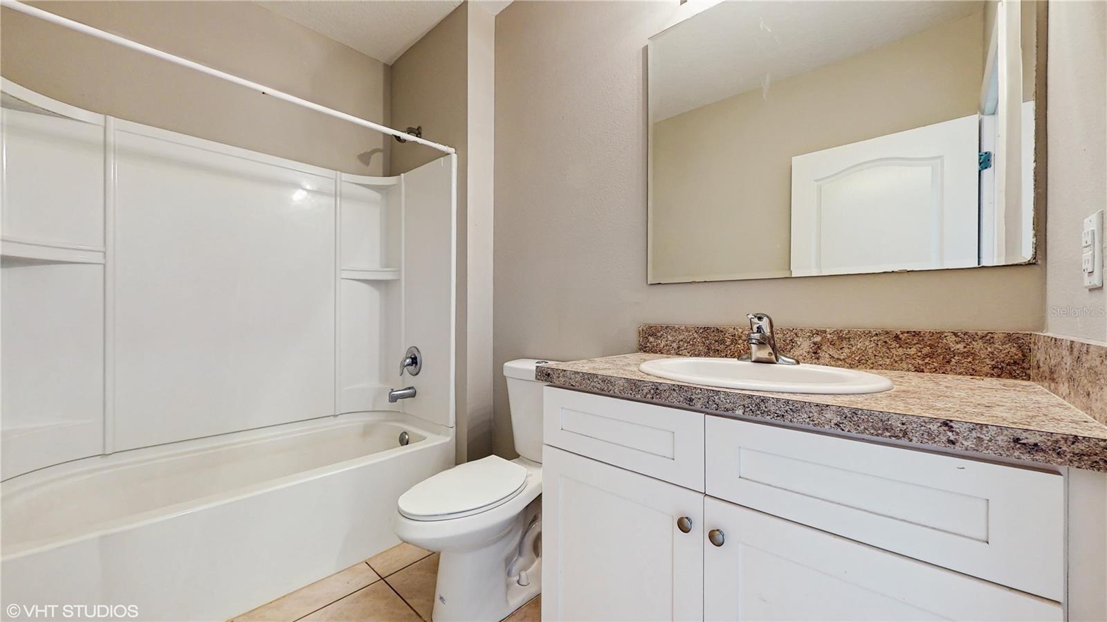 Image 24 of 38 For 2988 Gibraltar Boulevard