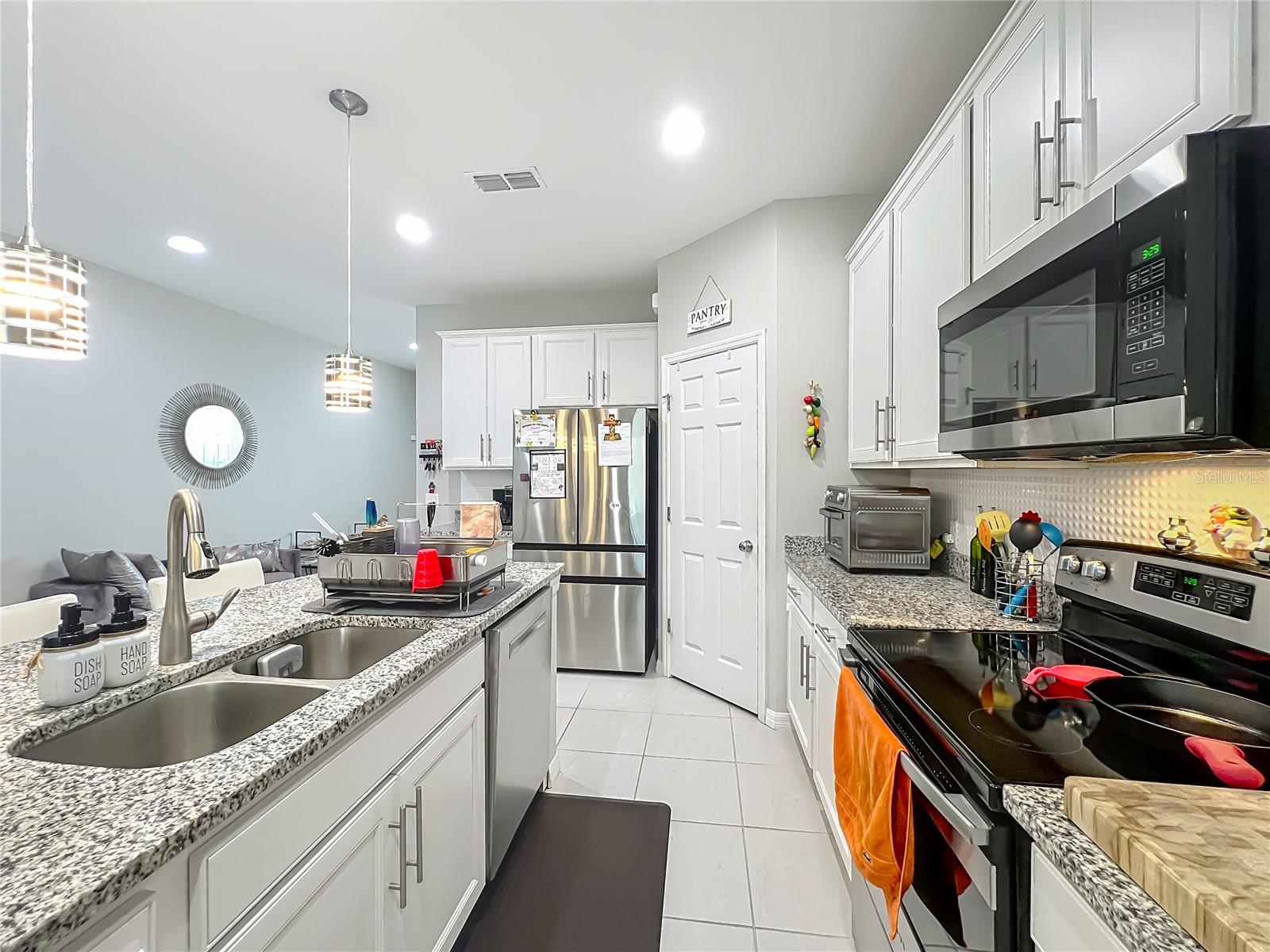Image 13 of 58 For 1808 Regal River Circle