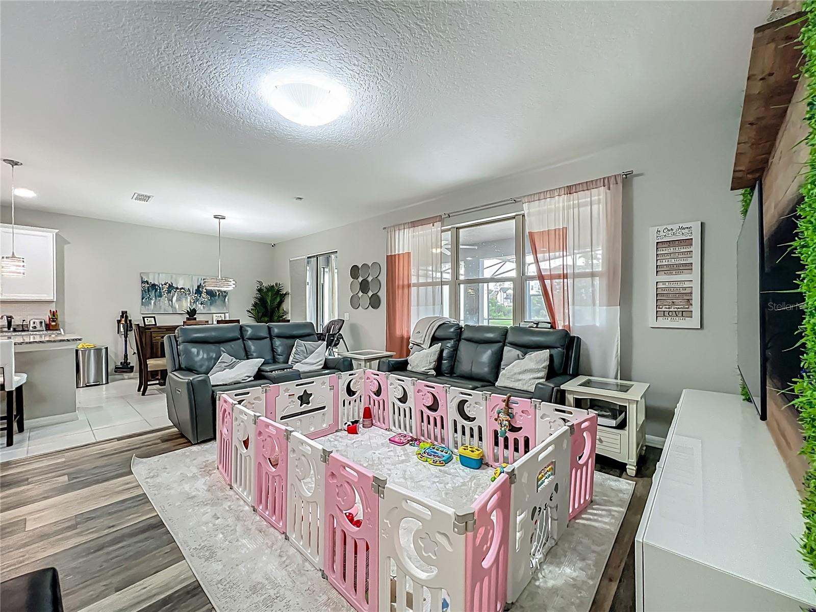 Image 18 of 58 For 1808 Regal River Circle