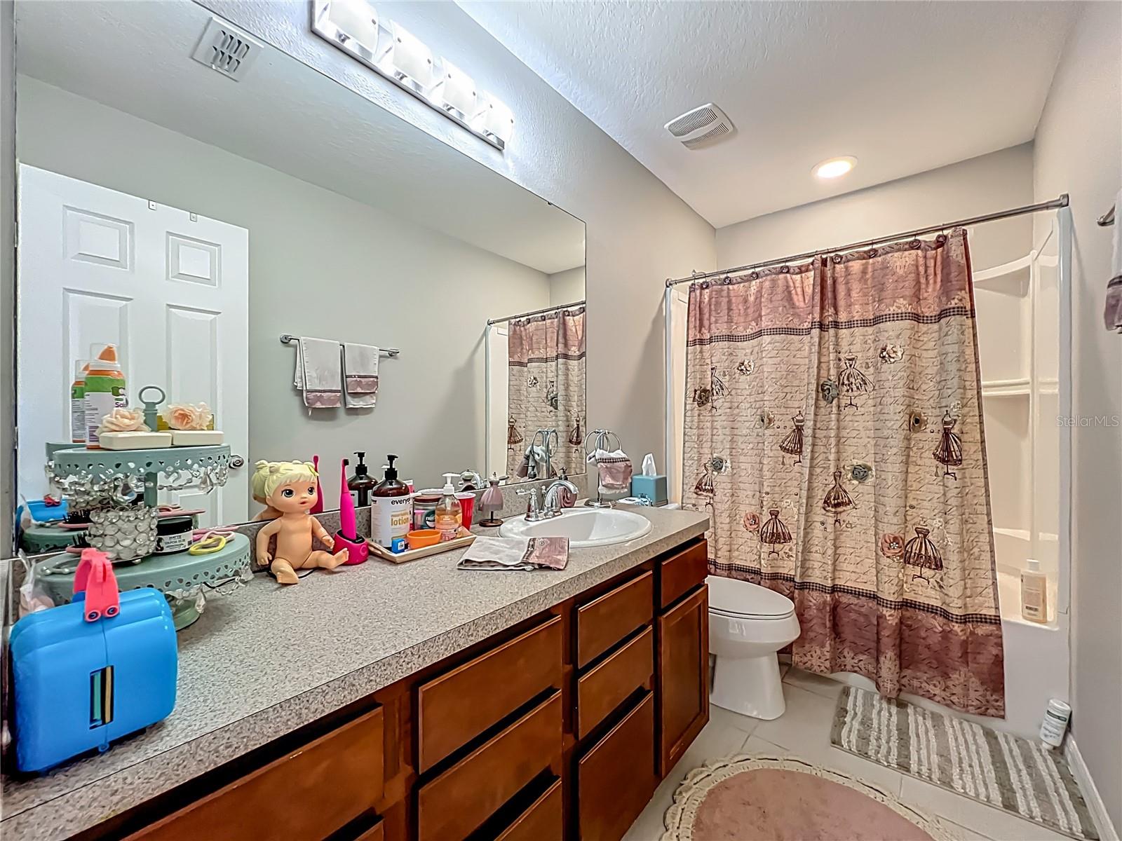 Image 34 of 58 For 1808 Regal River Circle