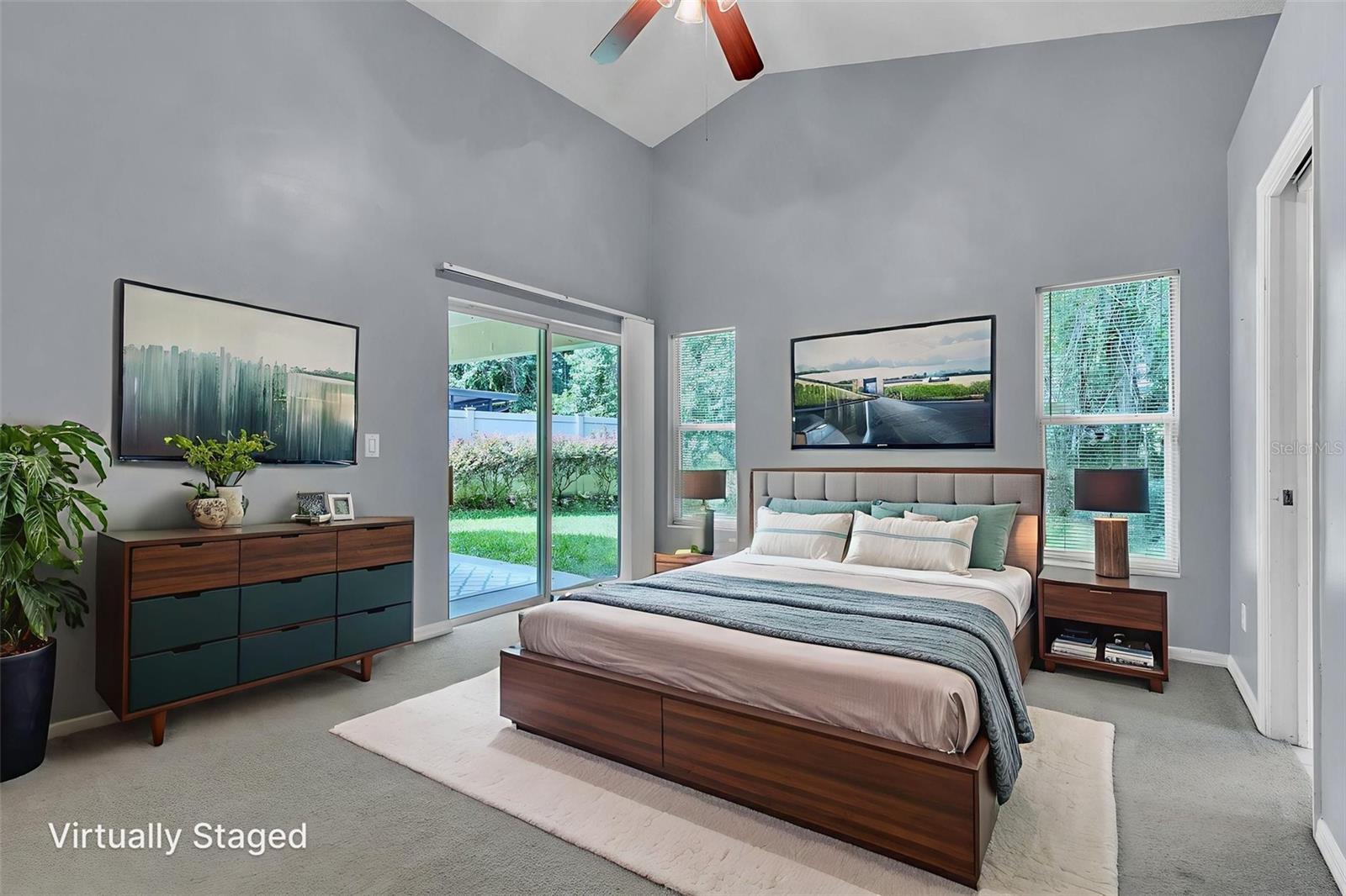 Image 22 of 52 For 4454 King Edward Drive