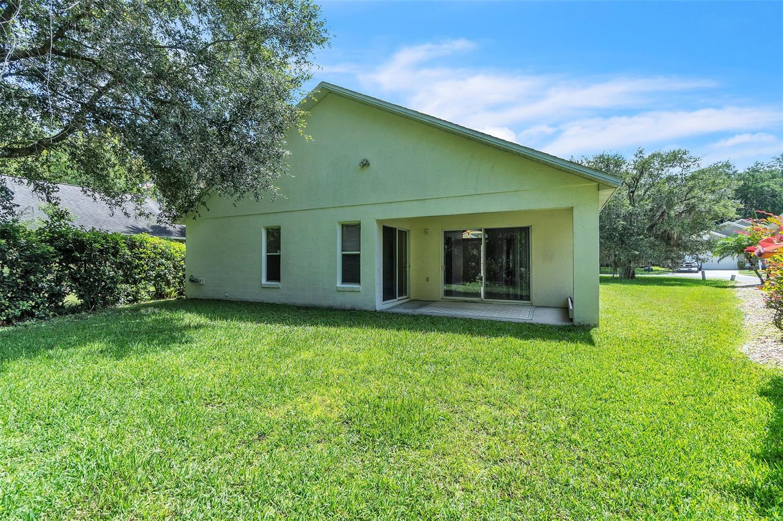 Image 38 of 52 For 4454 King Edward Drive