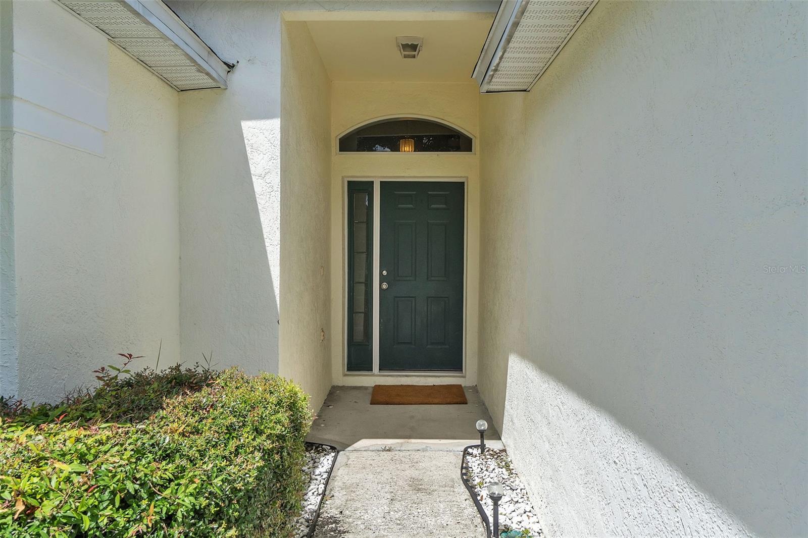 Image 4 of 52 For 4454 King Edward Drive