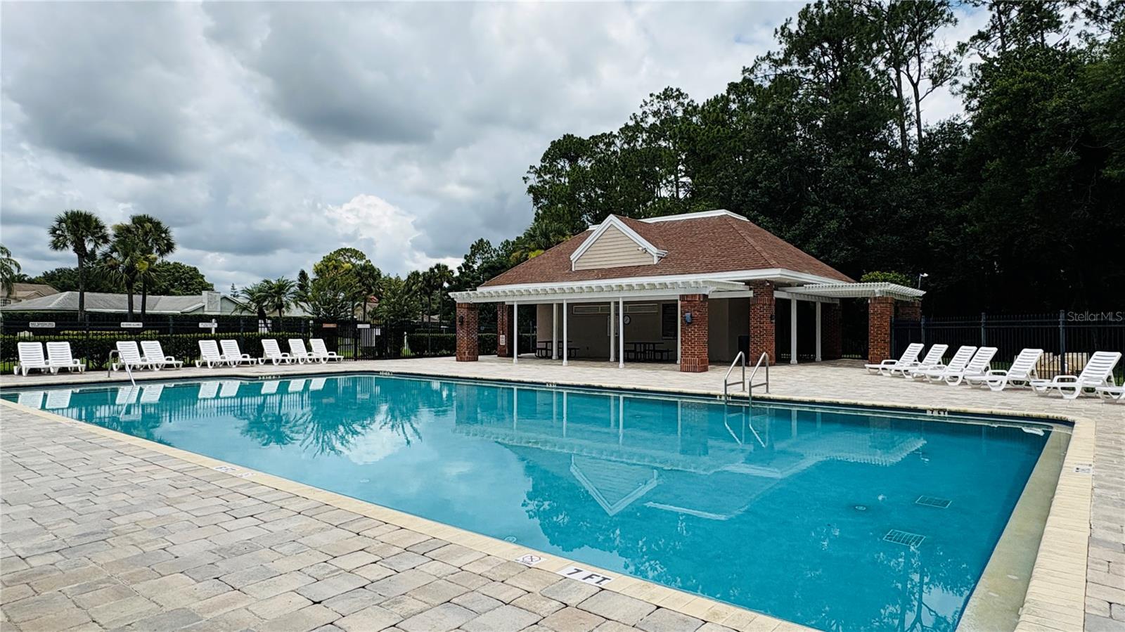 Image 41 of 52 For 4454 King Edward Drive