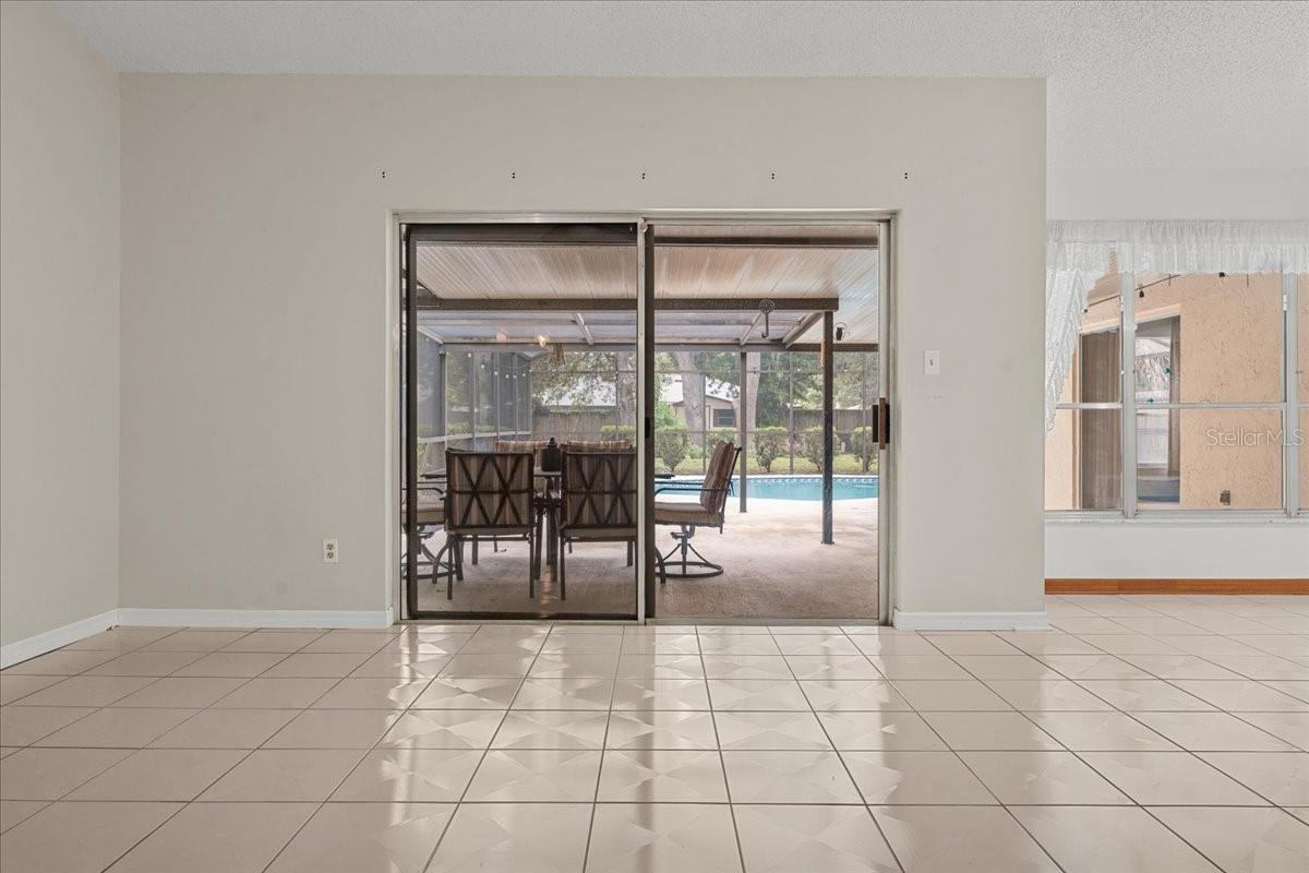 Image 17 of 45 For 4432 Trescott Drive