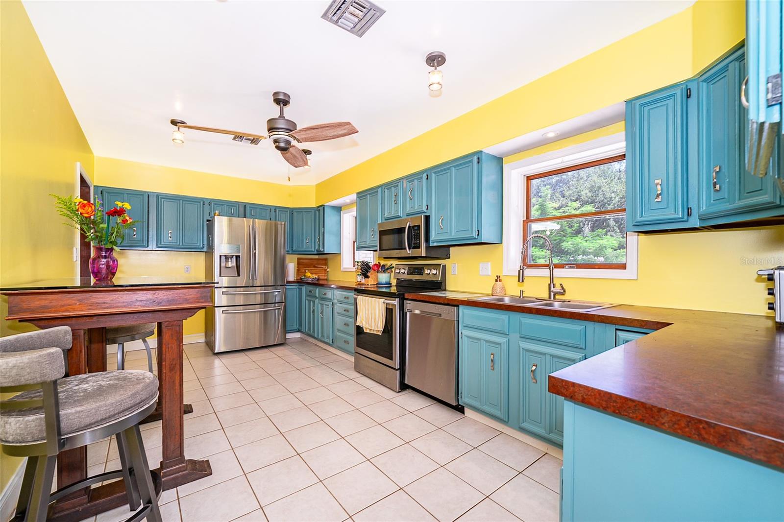 Image 3 of 36 For 2187 Palmetto Road