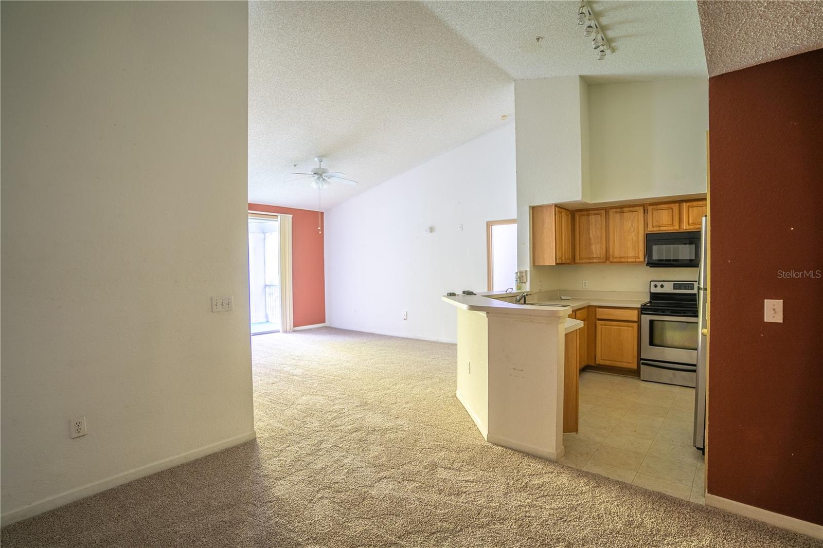 Image 4 of 22 For 13037 Mulberry Park Drive 5211