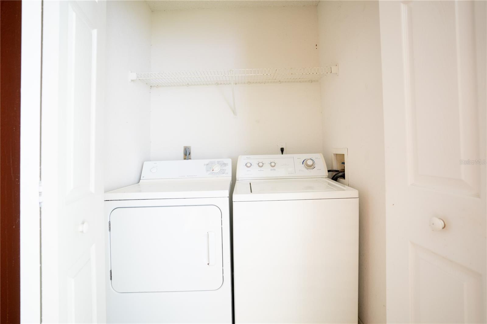 Image 6 of 22 For 13037 Mulberry Park Drive 5211