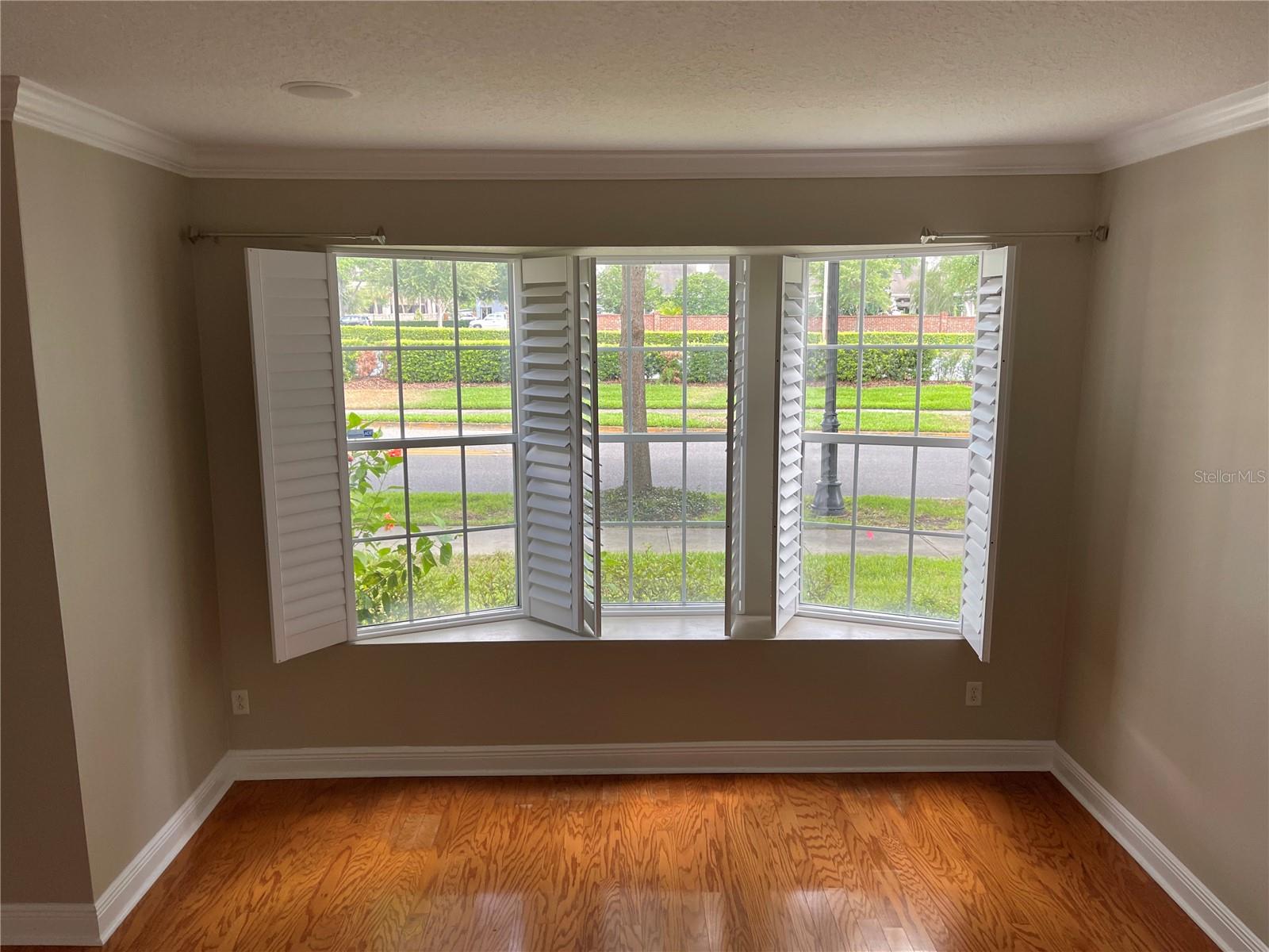 Image 4 of 19 For 1253 Indiana Avenue