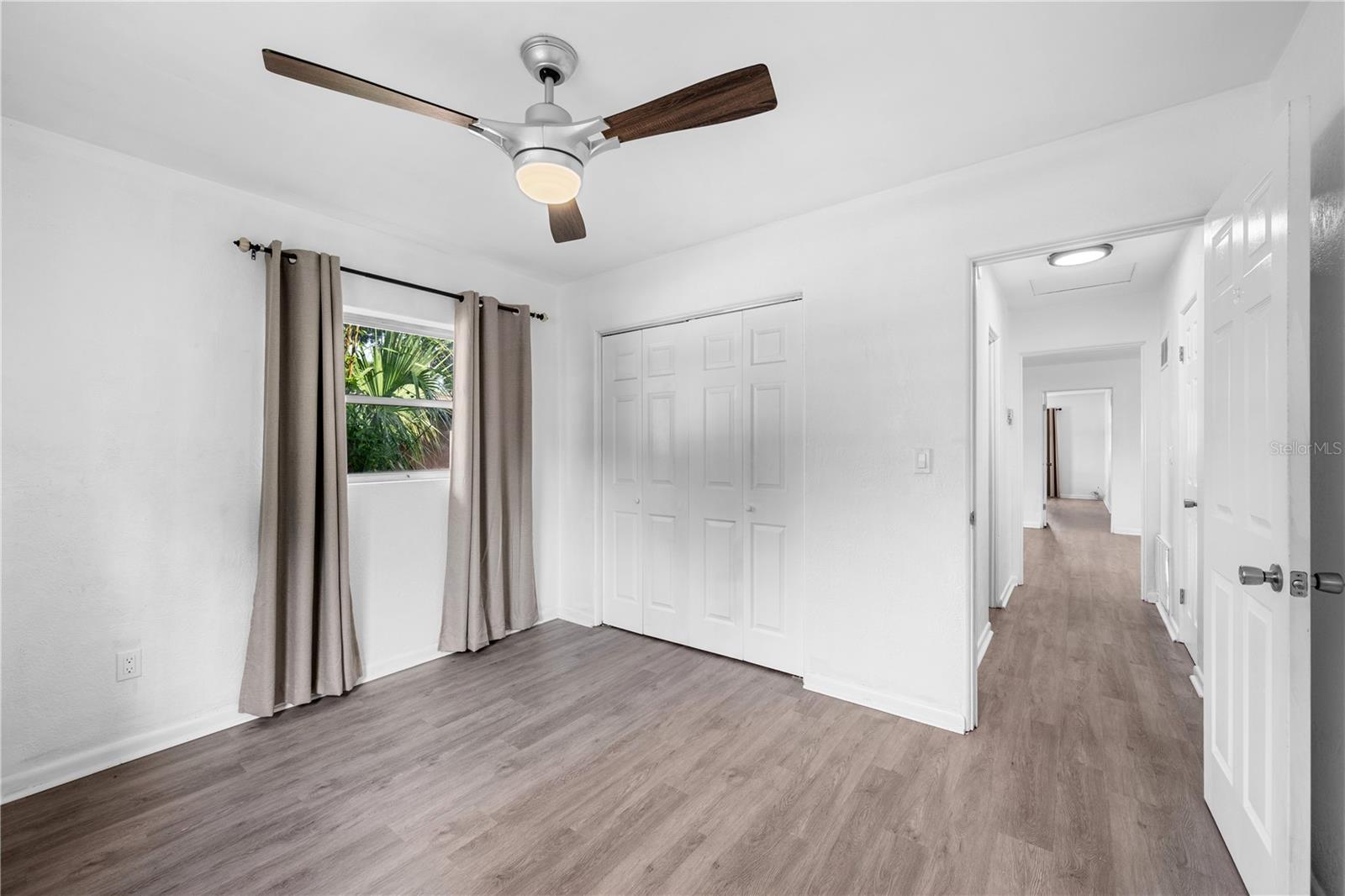 Image 31 of 36 For 601 Oranole Road