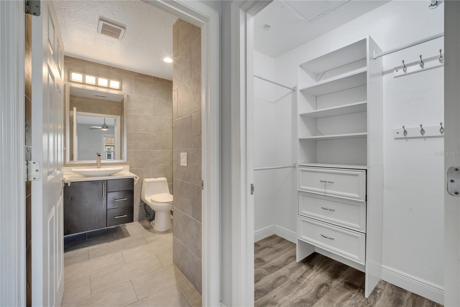 Image 16 of 28 For 6524 Swissco Drive 1028
