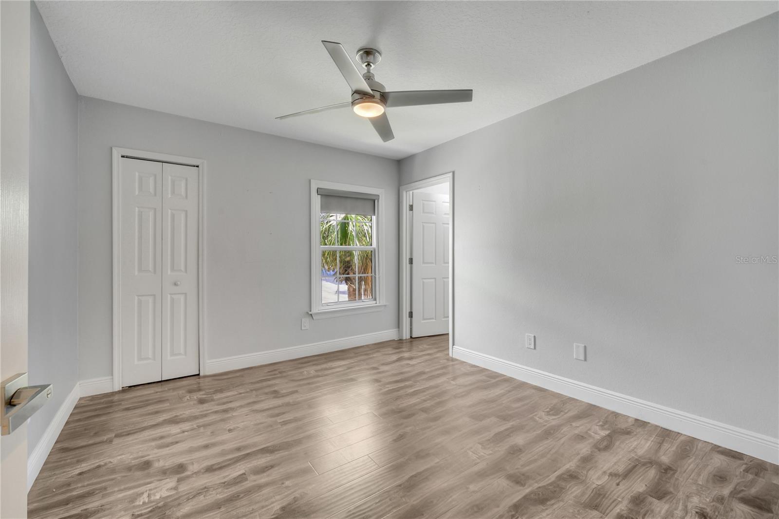 Image 19 of 28 For 6524 Swissco Drive 1028