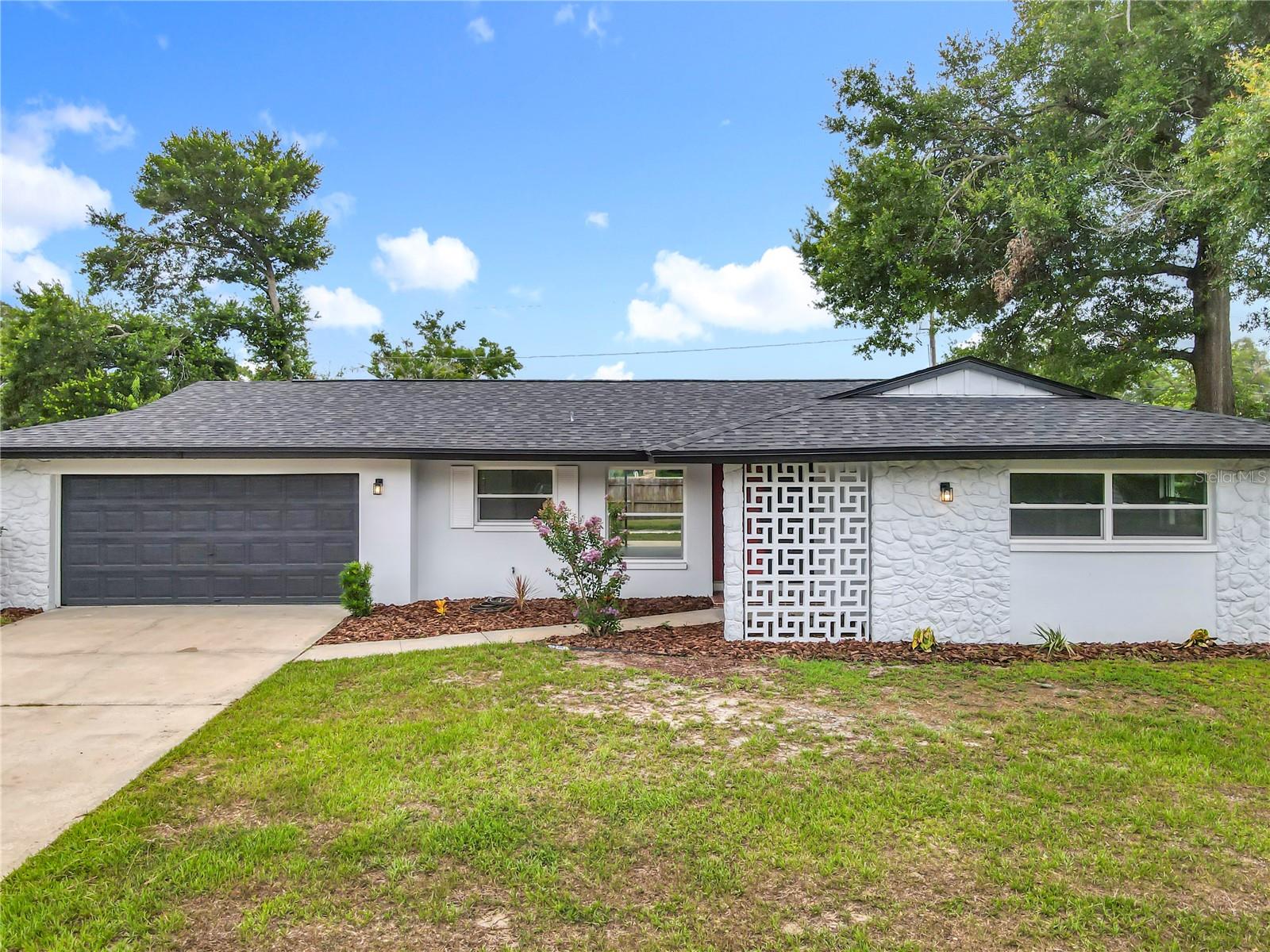 Image 11 of 64 For 209 Whippoorwill Drive