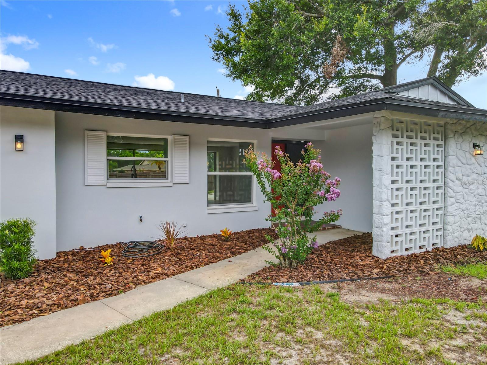 Image 12 of 64 For 209 Whippoorwill Drive