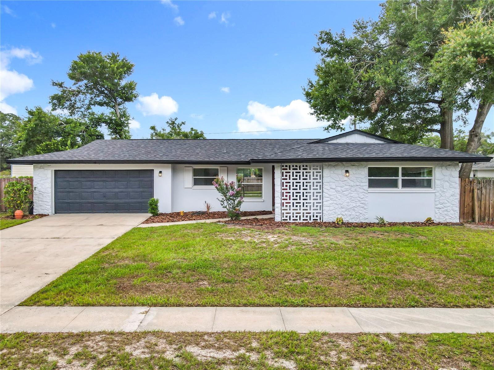 Image 13 of 64 For 209 Whippoorwill Drive