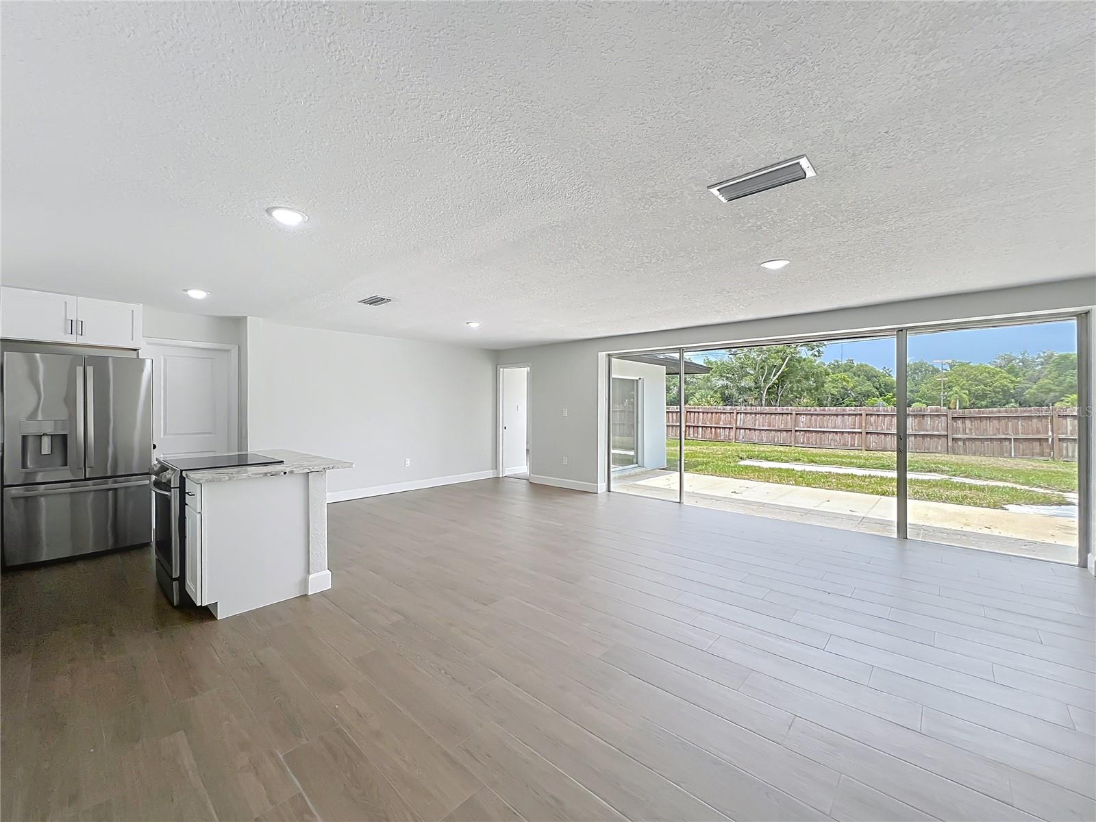 Image 19 of 64 For 209 Whippoorwill Drive