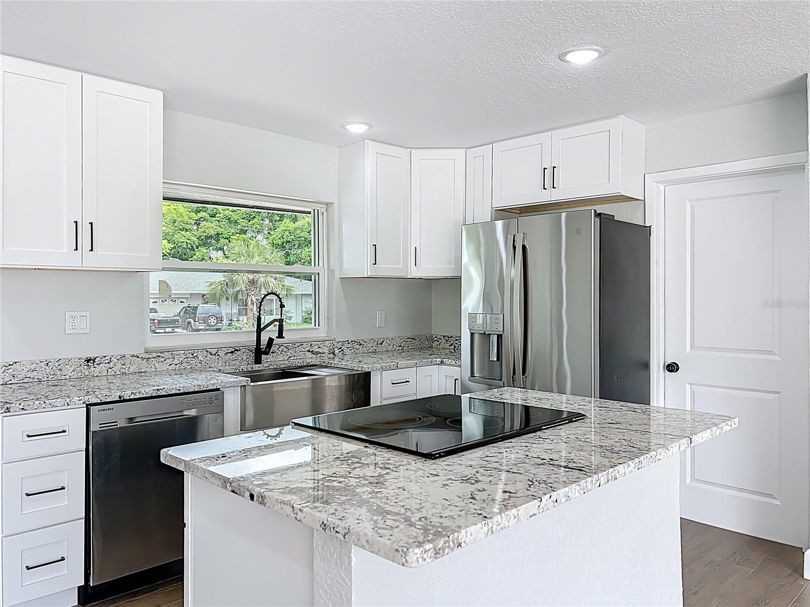 Image 21 of 64 For 209 Whippoorwill Drive