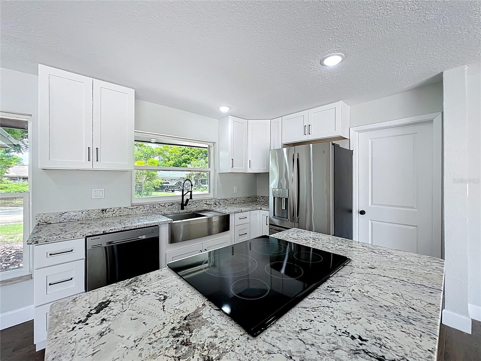 Image 3 of 64 For 209 Whippoorwill Drive