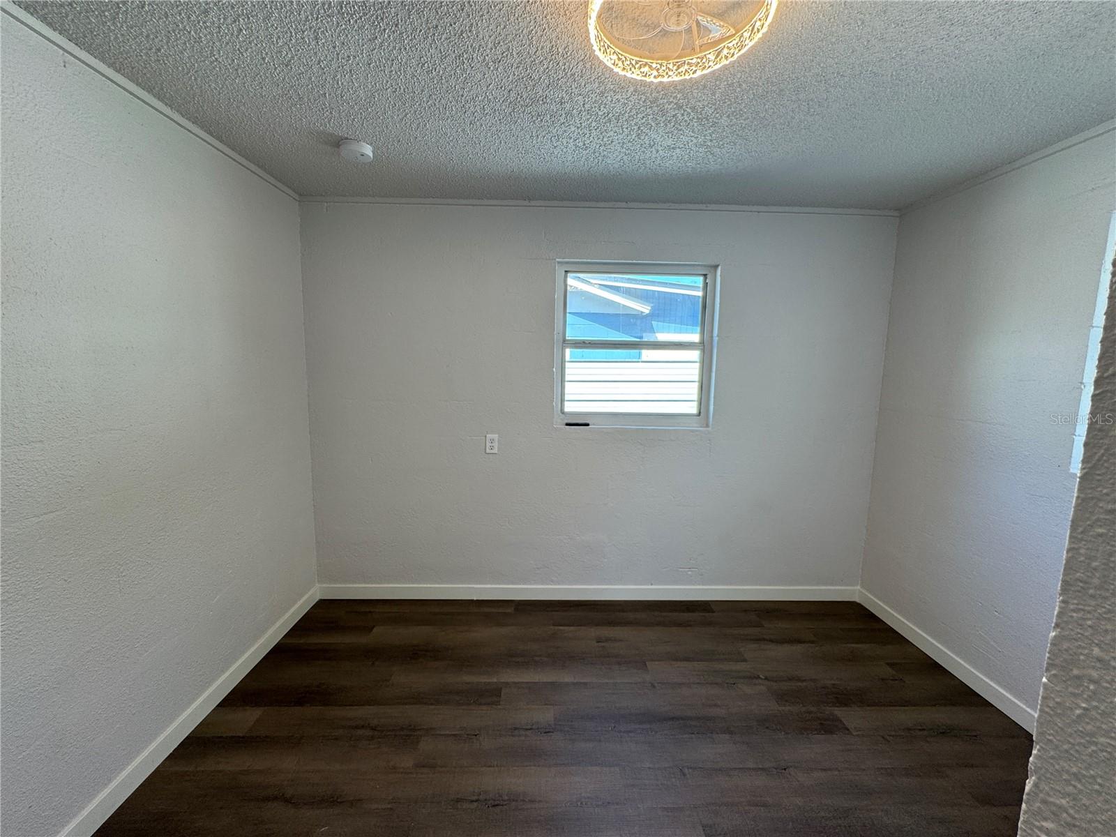 Image 11 of 13 For 1921 12th Street