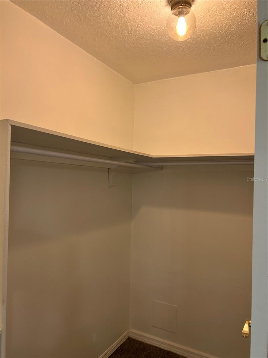 Image 16 of 25 For 1524 Southwind Court