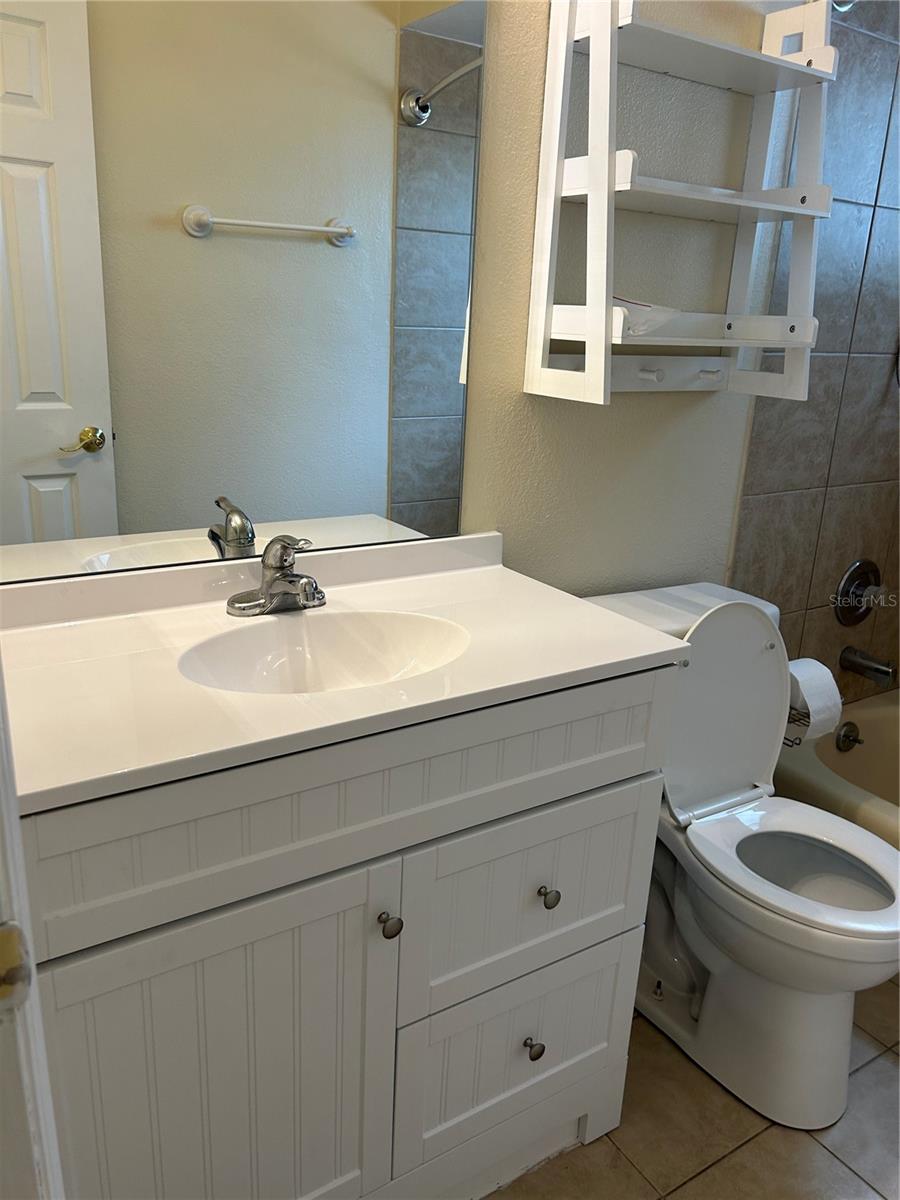 Image 20 of 25 For 1524 Southwind Court