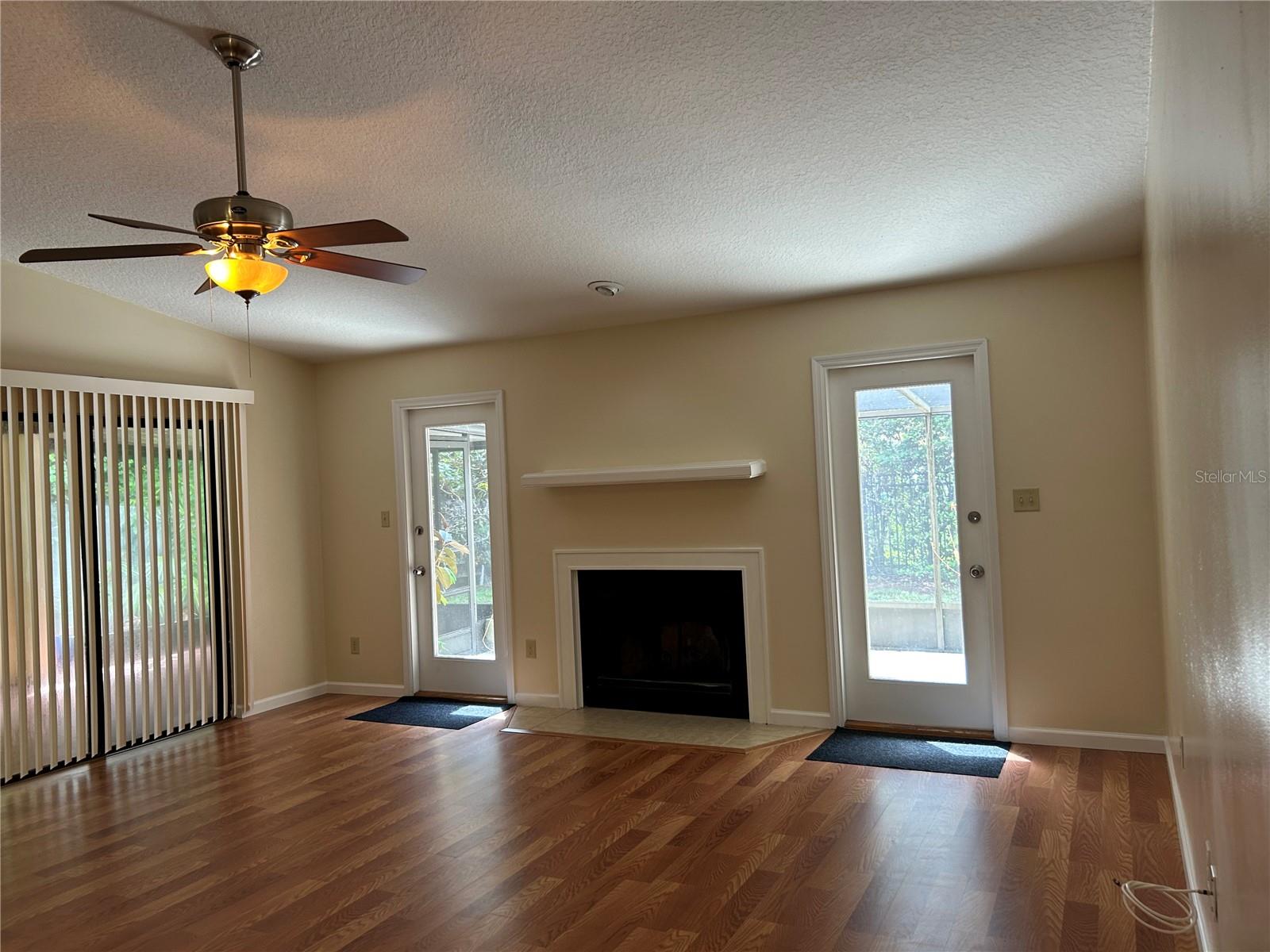 Image 8 of 25 For 1524 Southwind Court
