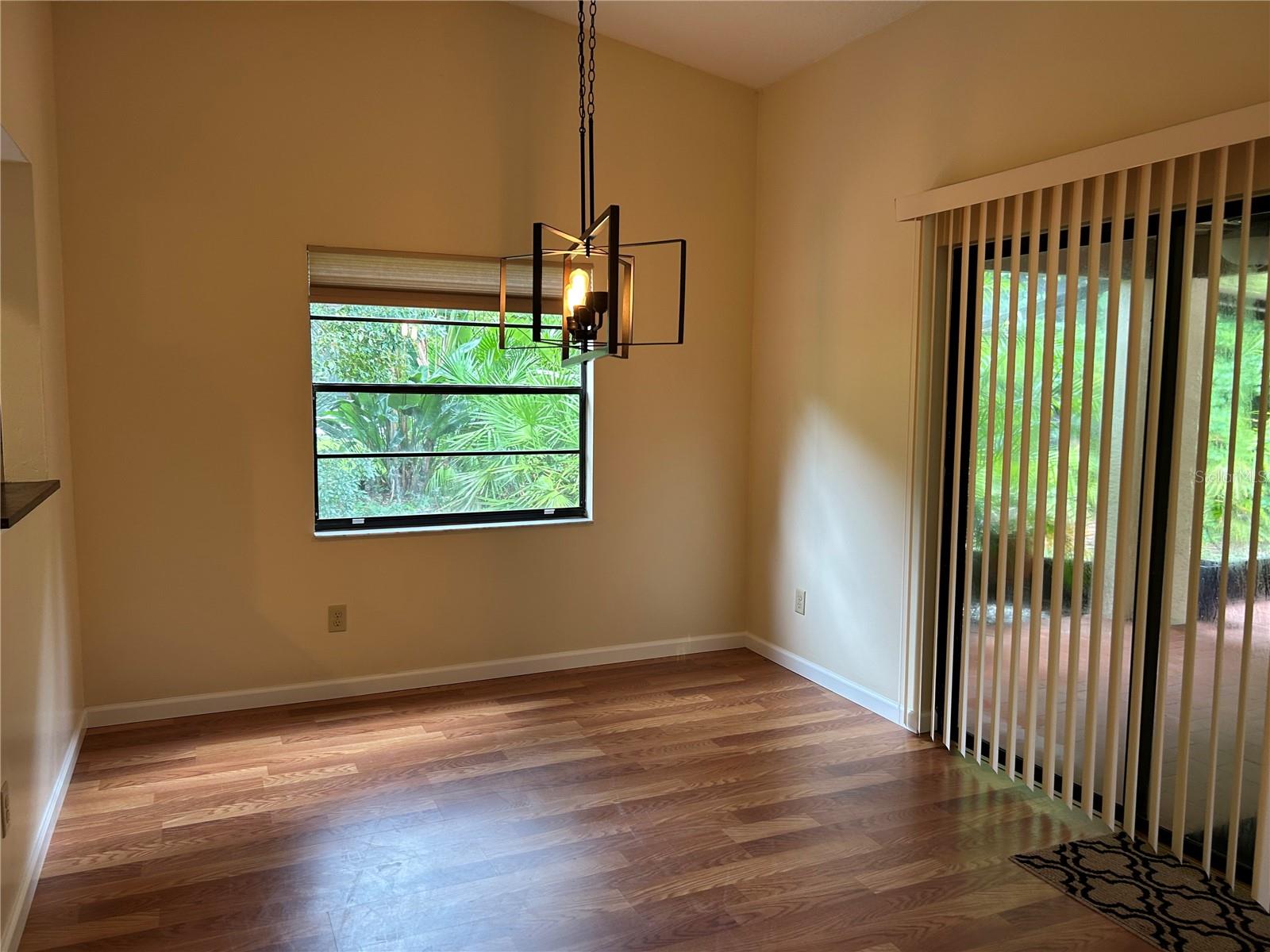 Image 9 of 25 For 1524 Southwind Court