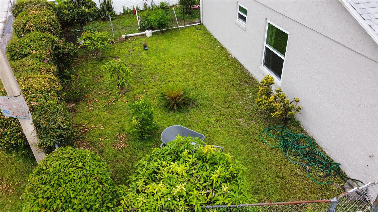 Image 3 of 23 For 1001 Clovercrest Road