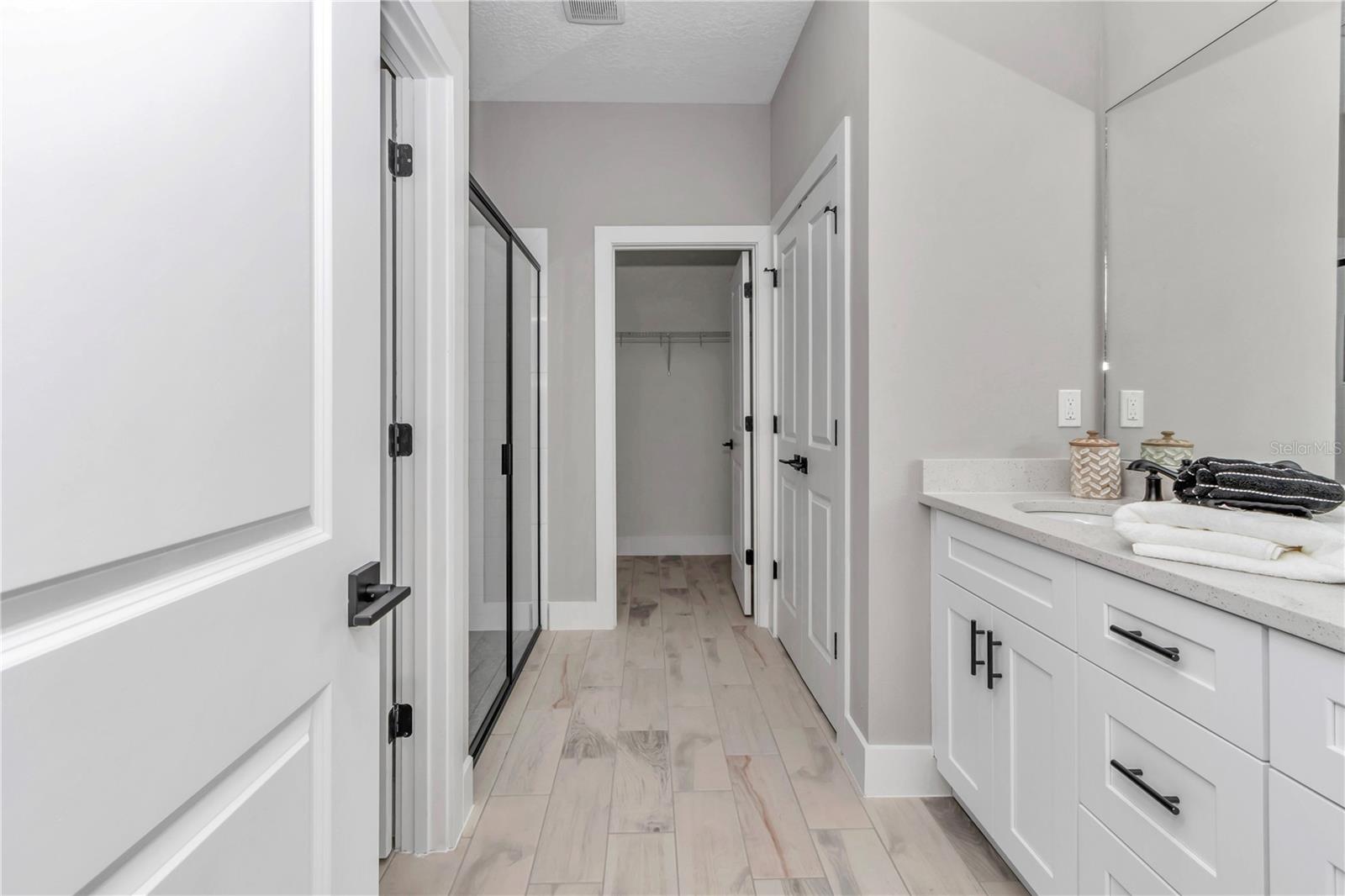 Image 29 of 51 For 20291 Marine Boulevard