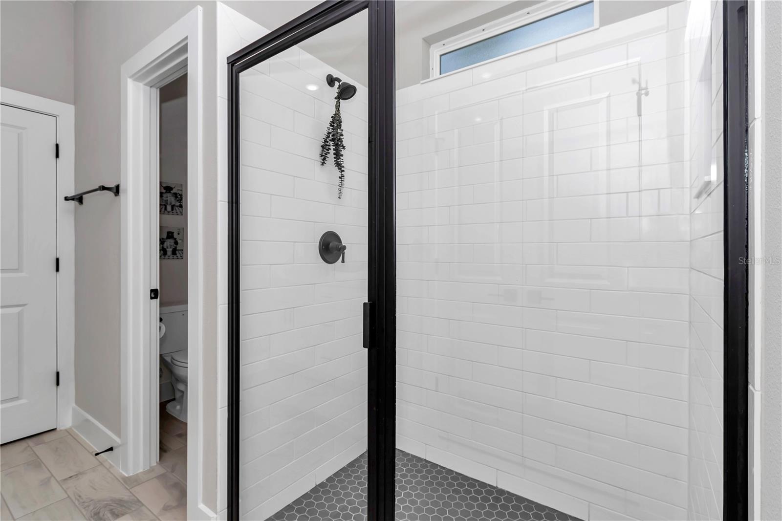 Image 31 of 51 For 20291 Marine Boulevard