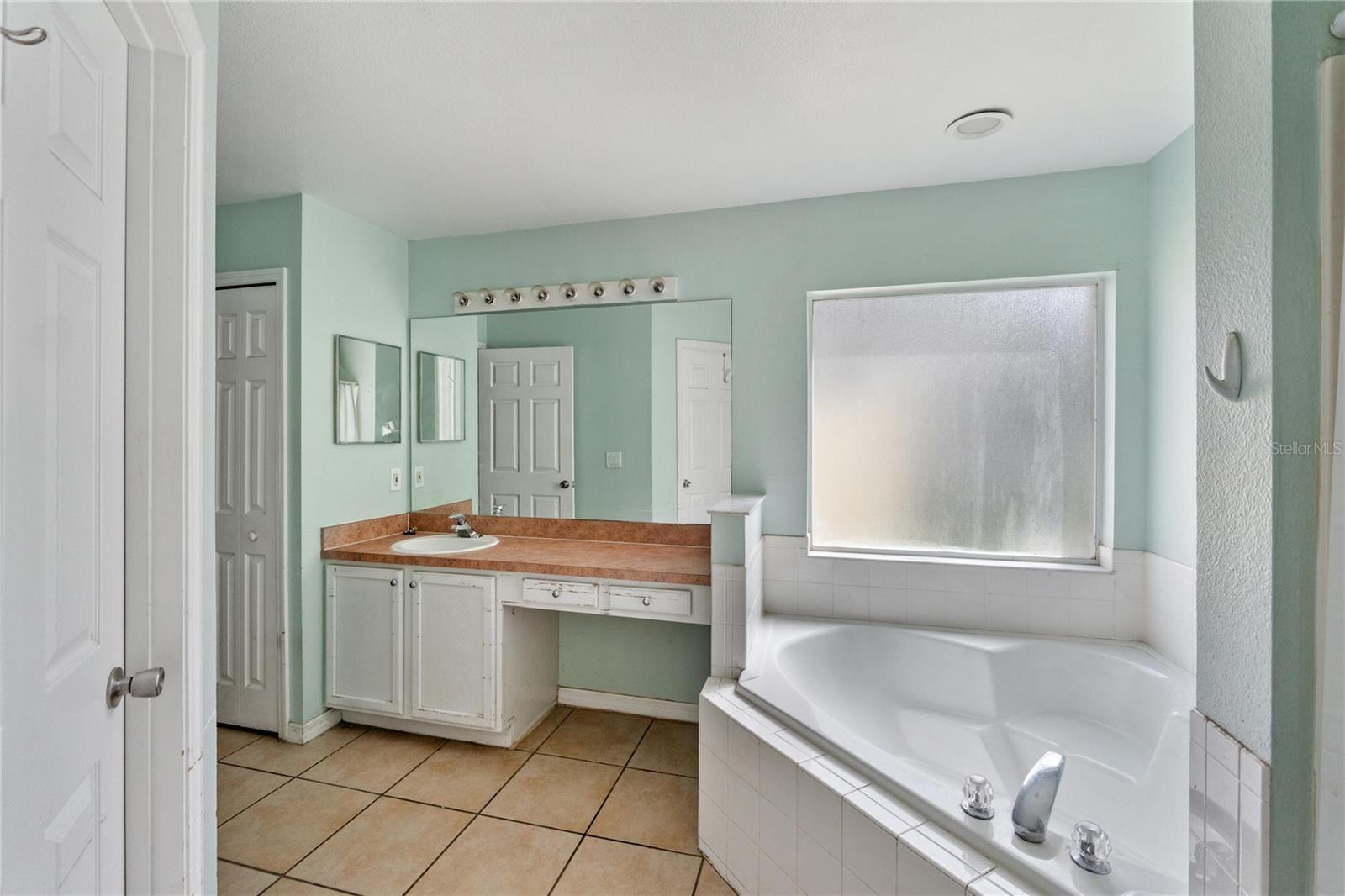 Image 12 of 28 For 1305 Rebecca Drive