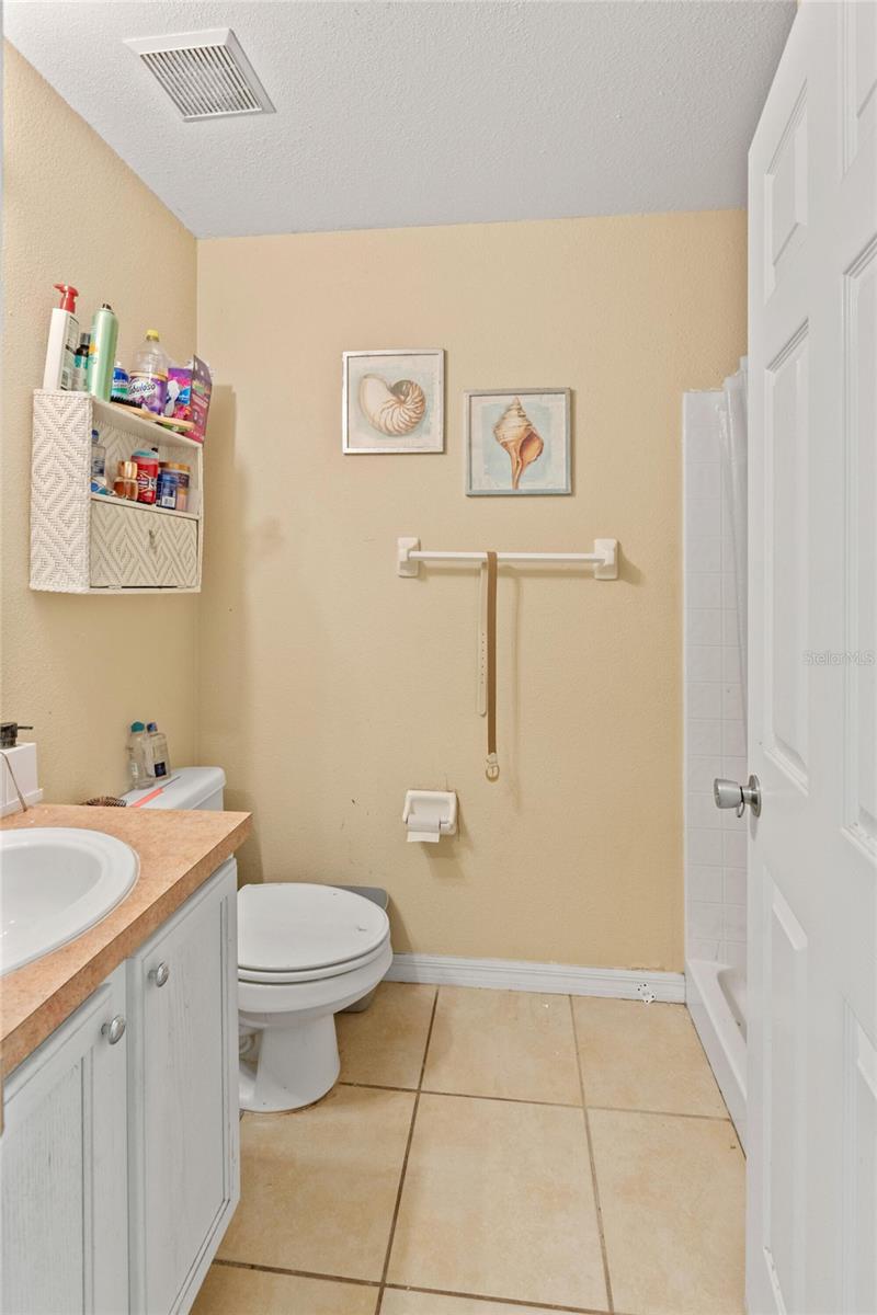 Image 24 of 28 For 1305 Rebecca Drive