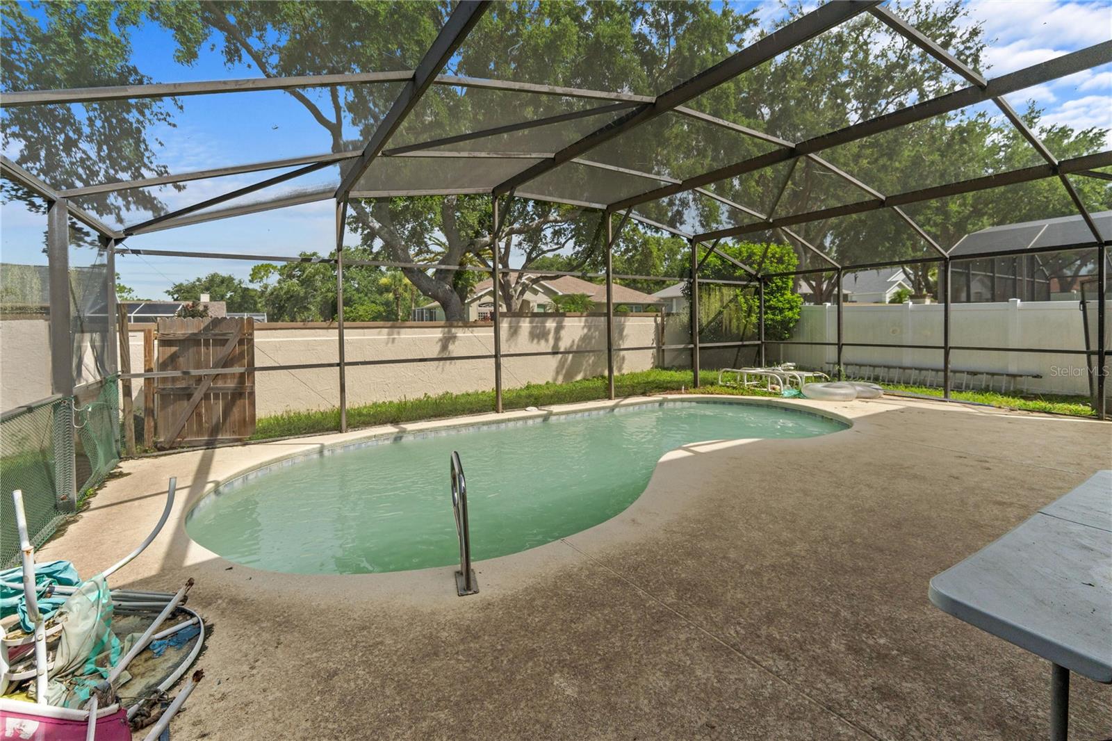 Image 26 of 28 For 1305 Rebecca Drive