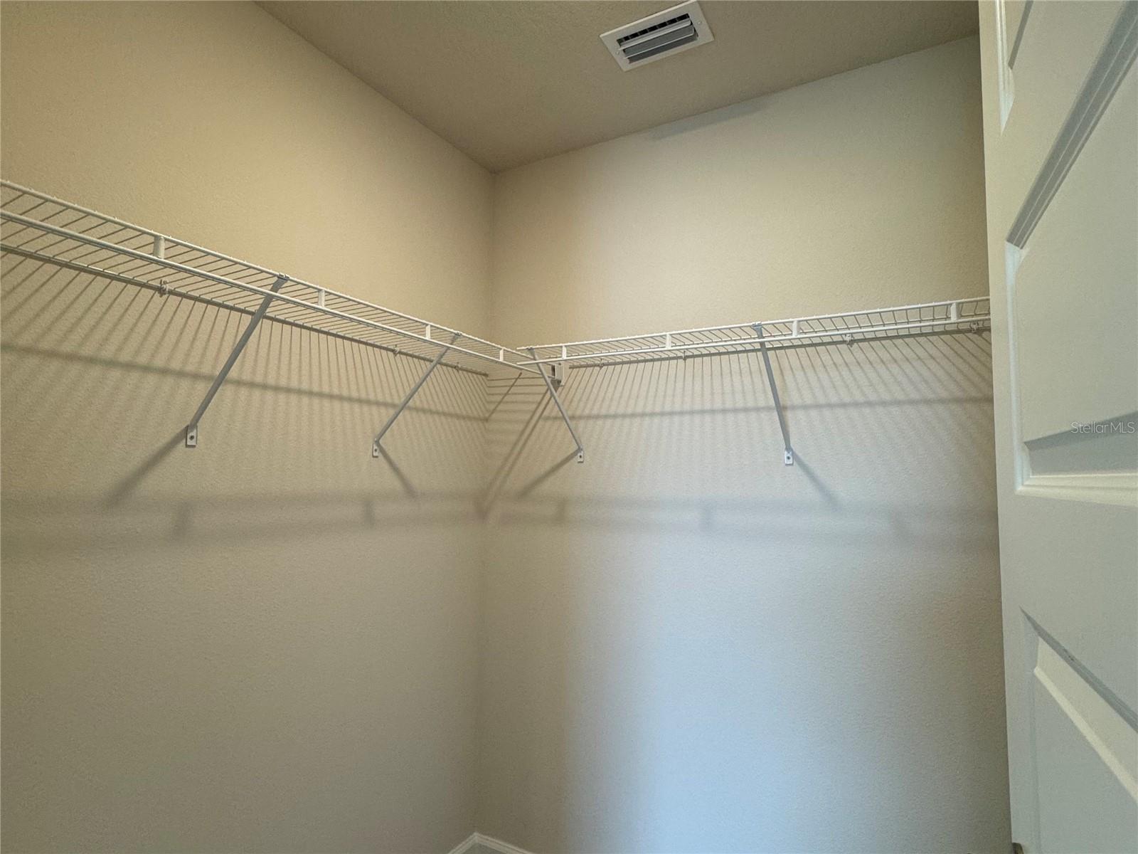 Image 19 of 23 For 4101 Sagefield Drive