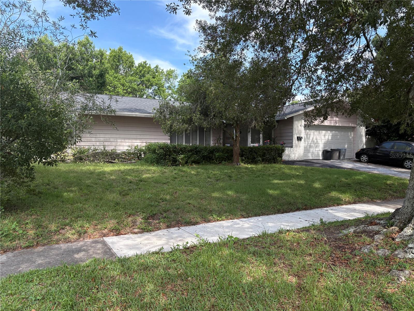 Image 2 of 17 For 2206 Bonanza Avenue