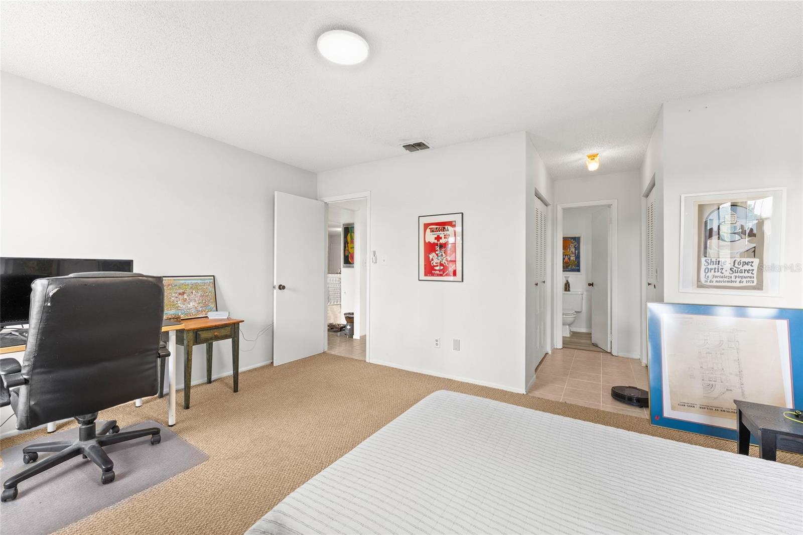 Image 22 of 33 For 10760 Wilderness Court